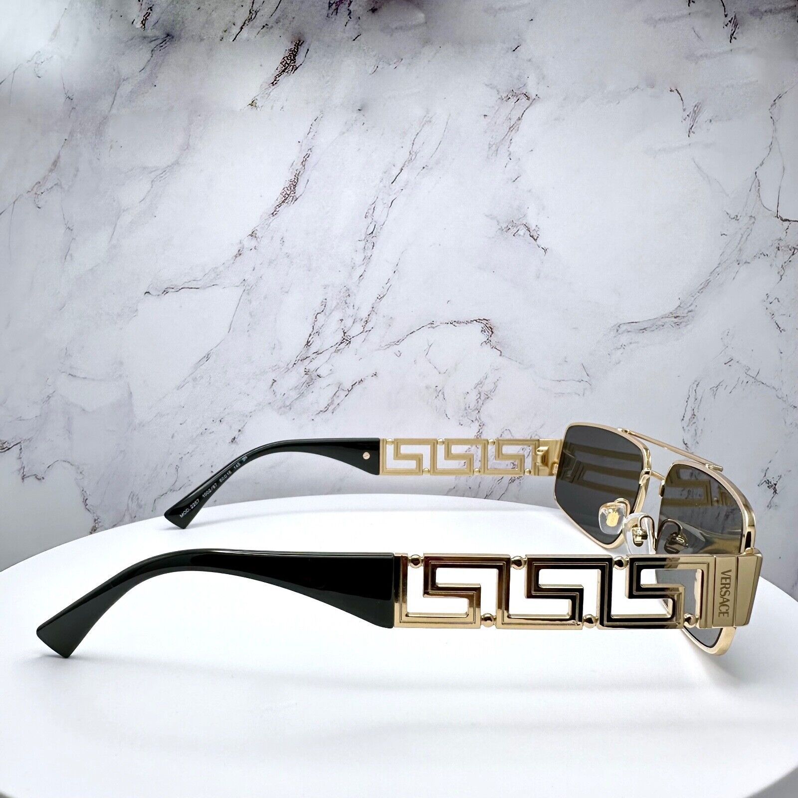 Versace Versace Sunglasses Gold Rectangle Metal Logo Black Retro Size ONE SIZE - 3 Thumbnail