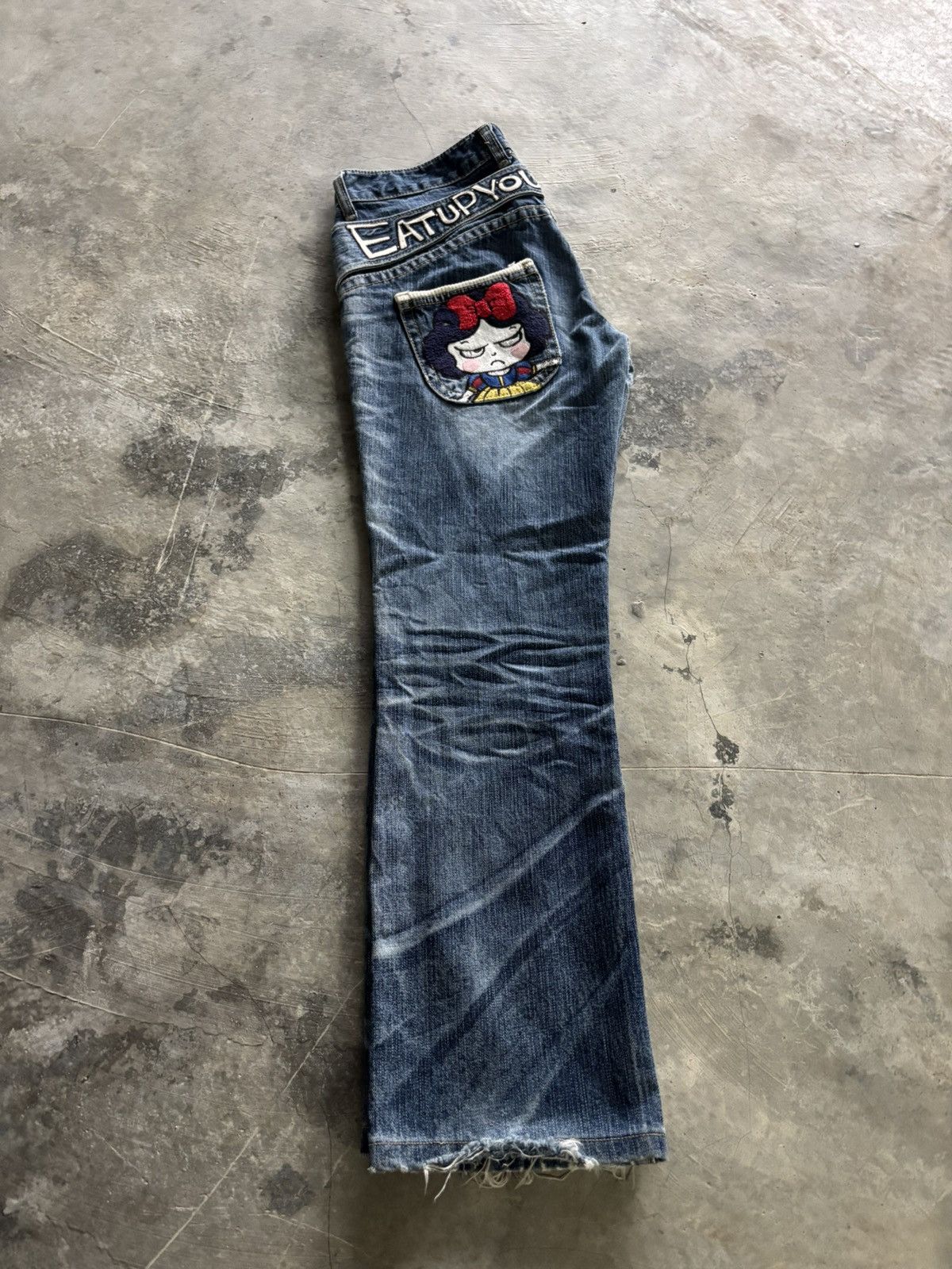 Japanese Brand LOLITA RARE YOSHITOMO NARA ANGRY PRINCESS DISTRESSED DENIM Size US 31 - 24 Thumbnail