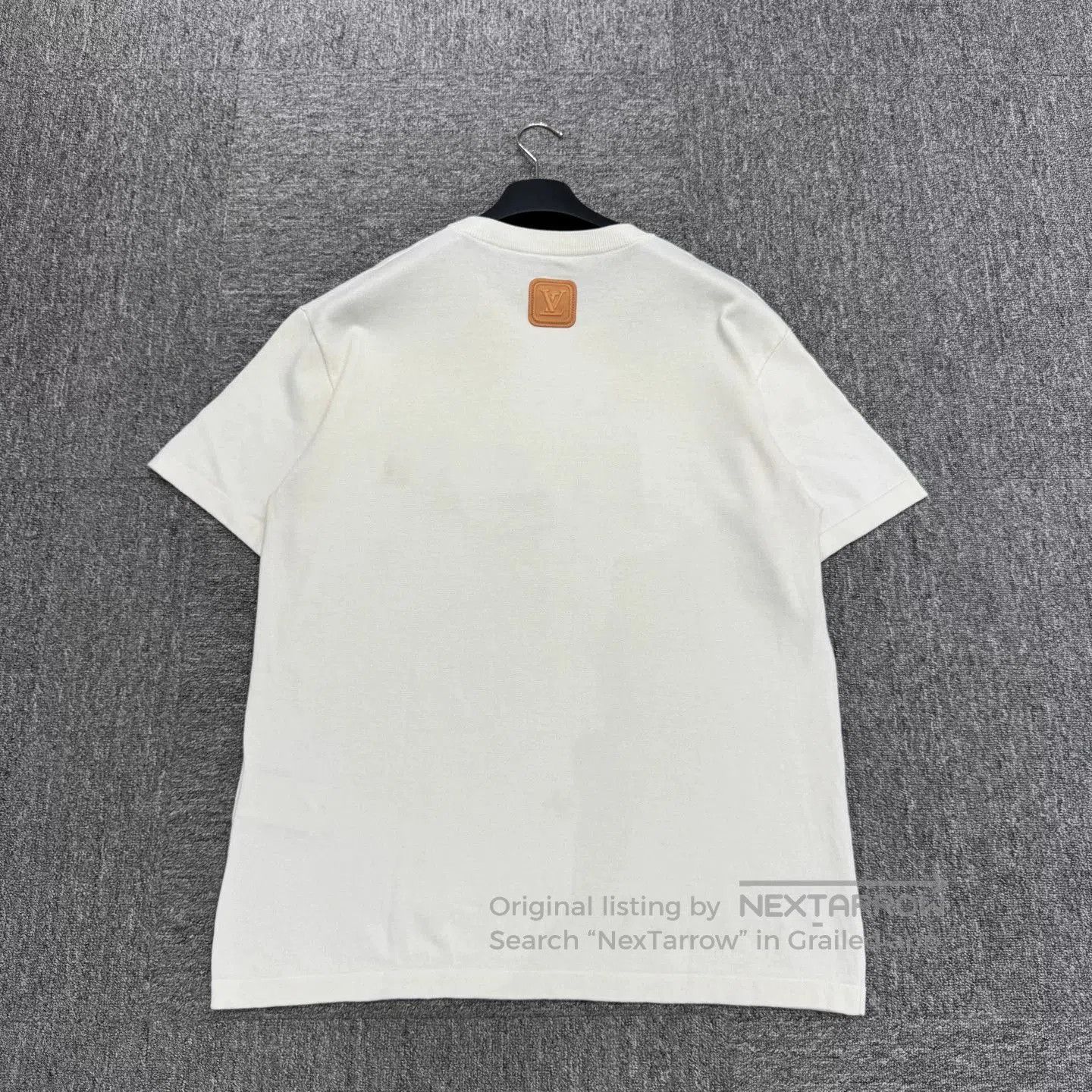 Louis Vuitton Louis Vuitton LV Leather Label Knit T-Shirt. Size US L / EU 52-54 / 3 - 7 Thumbnail