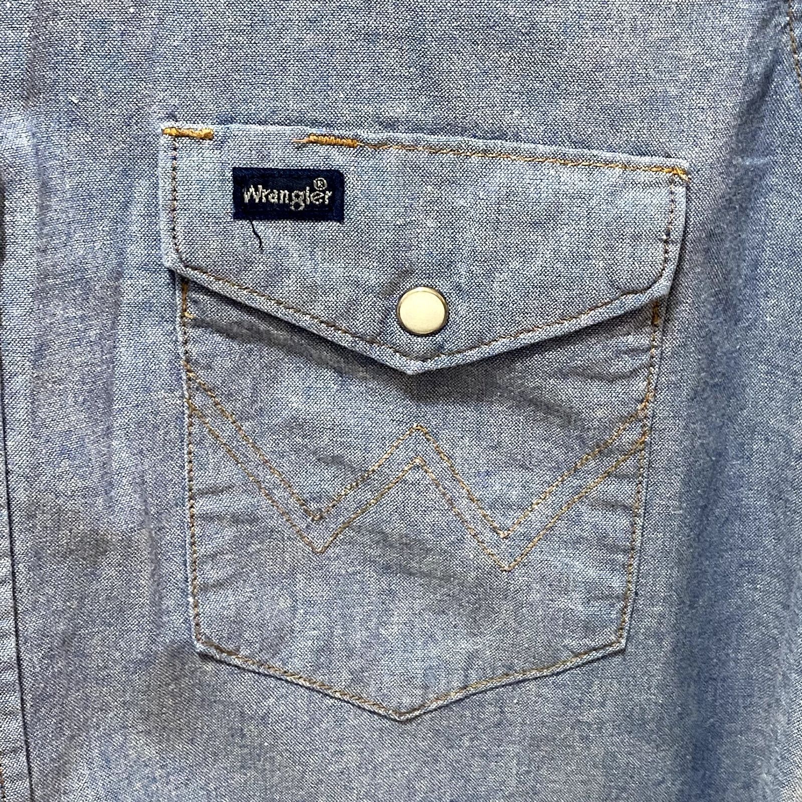 Wrangler Vintage Wrangler Western Denim Shirt Pearl Snap Size US L / EU 52-54 / 3 - 7 Thumbnail