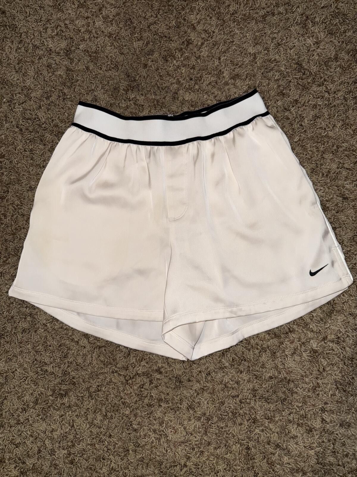 Nike Nike Sportswear Women's Loose Mid-Rise Satin Shorts Sample Size 28" / US 6 / IT 42 - 1 Thumbnail