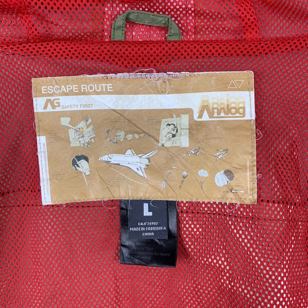 Analog Vintage ANALOG x BURTON Escape Route Q Stealth Jacket Parka Size US L / EU 52-54 / 3 - 13 Thumbnail
