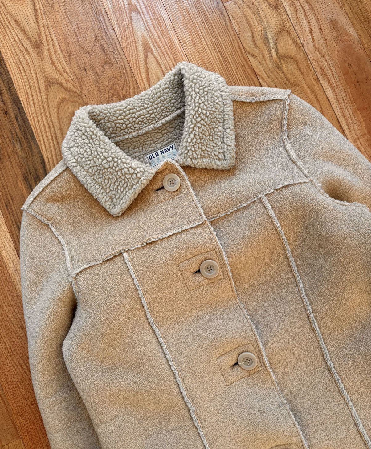 Old Navy Old Navy Vintage Y2K Faux Sherpa Tan Shearling Jacket M Size M / US 6-8 / IT 42-44 - 1 Thumbnail