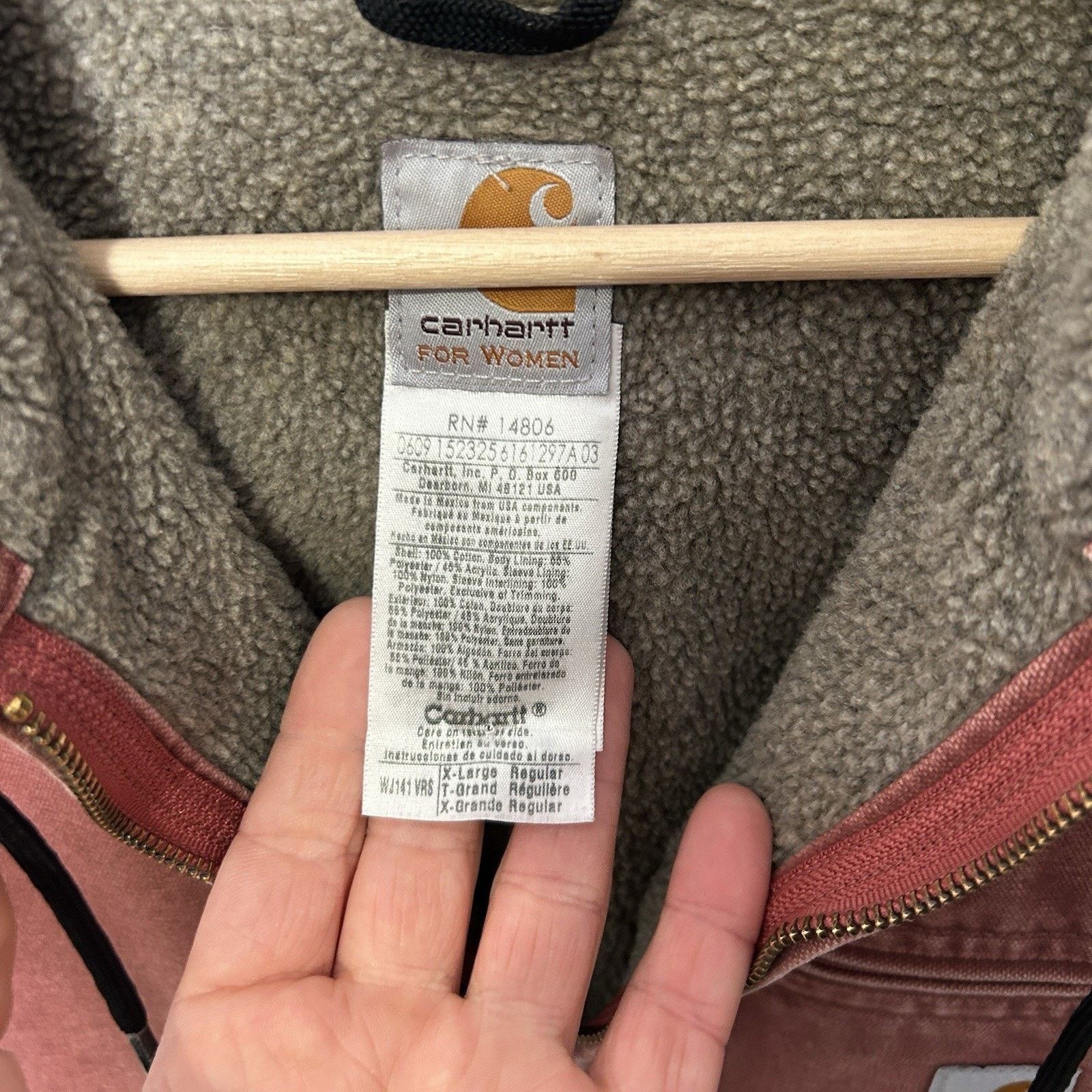 Carhartt Carhartt Sherpa-Lined Hooded Detroit Jacket "Vintage Rose" Size XL / US 12-14 / IT 48-50 - 11 Thumbnail