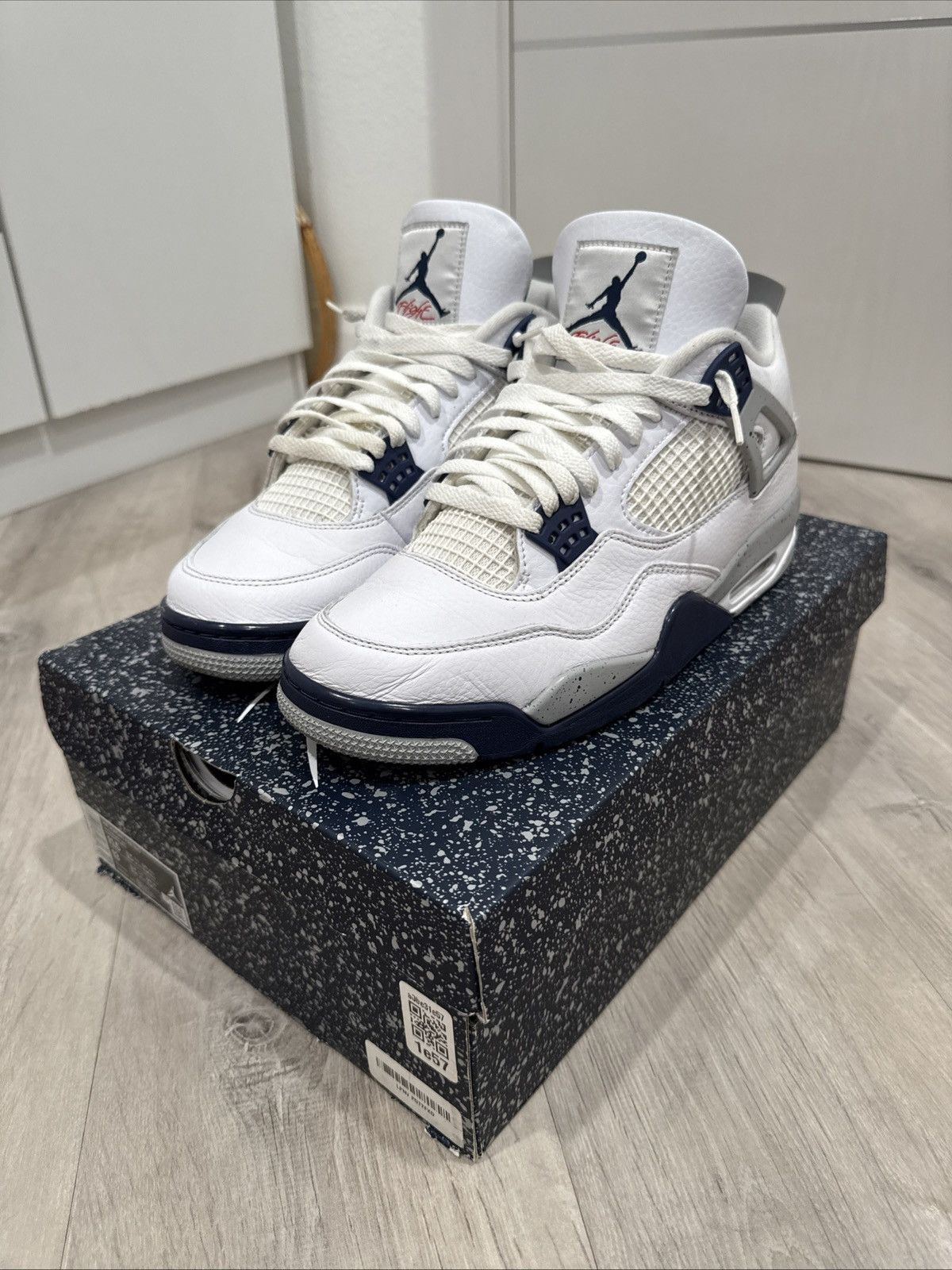 Jordan Brand × Nike Air Jordan 4 Midnight Navy Size 11.5 Very Clean Size US 11.5 / EU 44-45 - 1 Thumbnail
