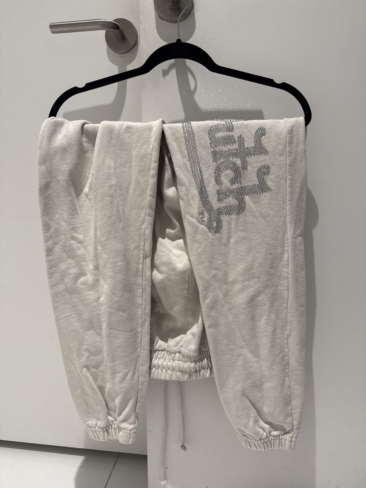 Von Dutch Von Dutch Bedazzled Rhinestone Sweatpants Size US 30 / EU 46 - 3 Thumbnail