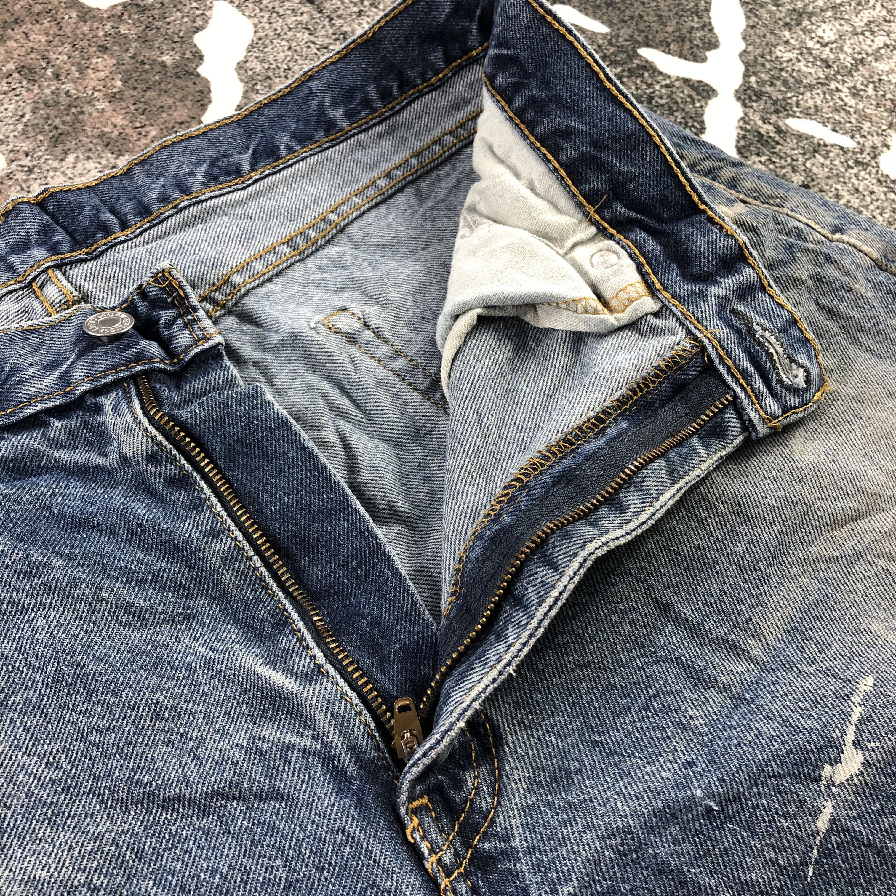 Levi's Vintage Levis 505 Jeans Distressed Denim KJ1377 Size US 36 / EU 52 - 11 Thumbnail