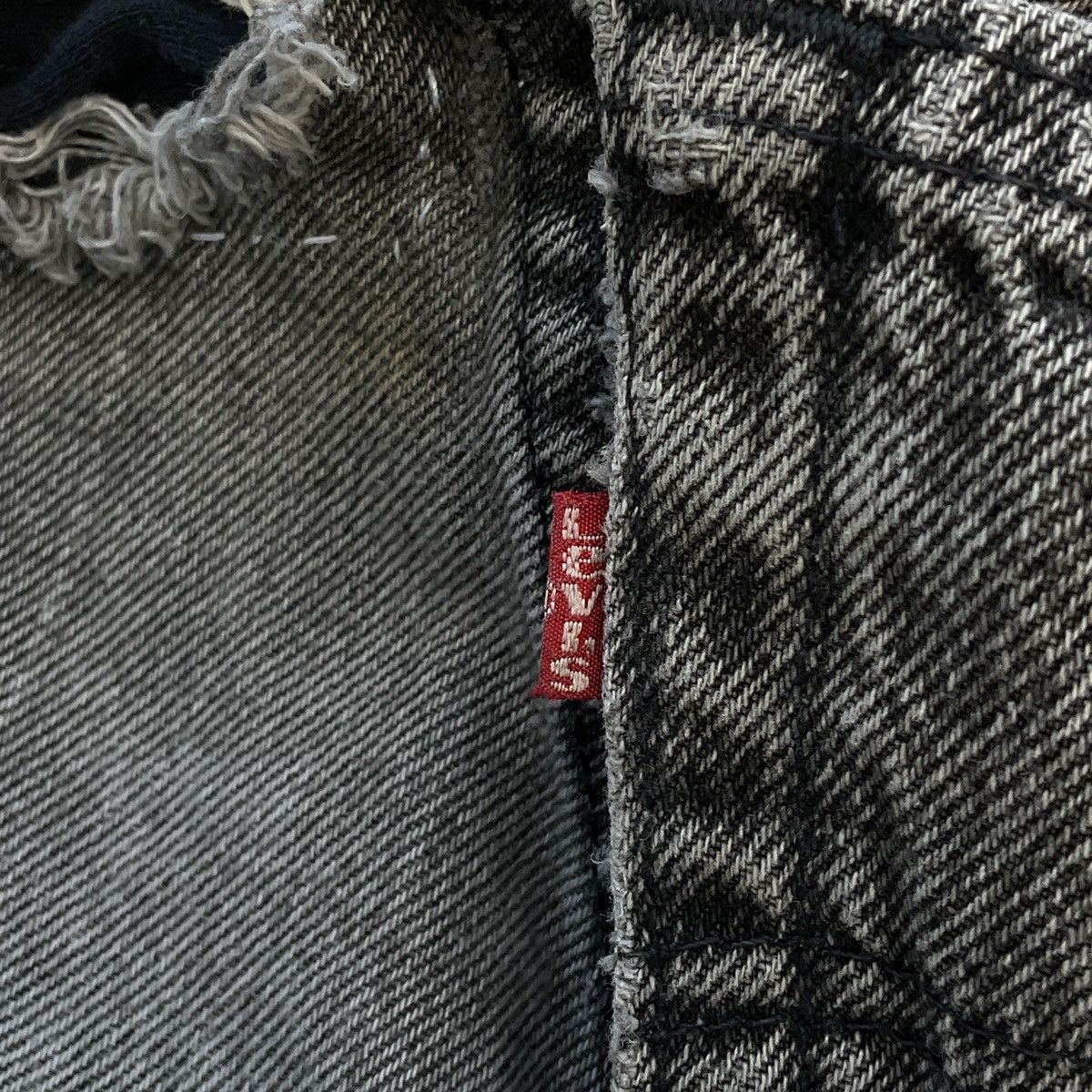 Levi's × Vintage Vintage Trashed Distressed 80s Levi's Made In USA 505 Pants Size US 34 / EU 50 - 20 Thumbnail