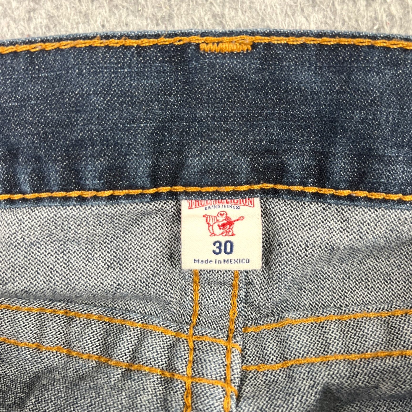 True Religion True Religion Jeans Mens 30 Straight Denim Blue Dark 5-Pocket Logo Button Zip Inseam 33 Regular Rise Mid Vintage: No Size US 30 / EU 46 - 6 Thumbnail