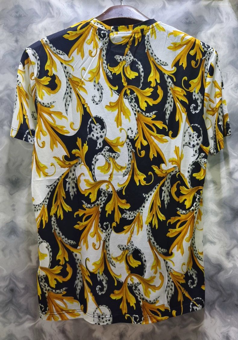 Versace Versace Men's crew neck short-sleeved T-shirt Size US S / EU 44-46 / 1 - 2 Thumbnail