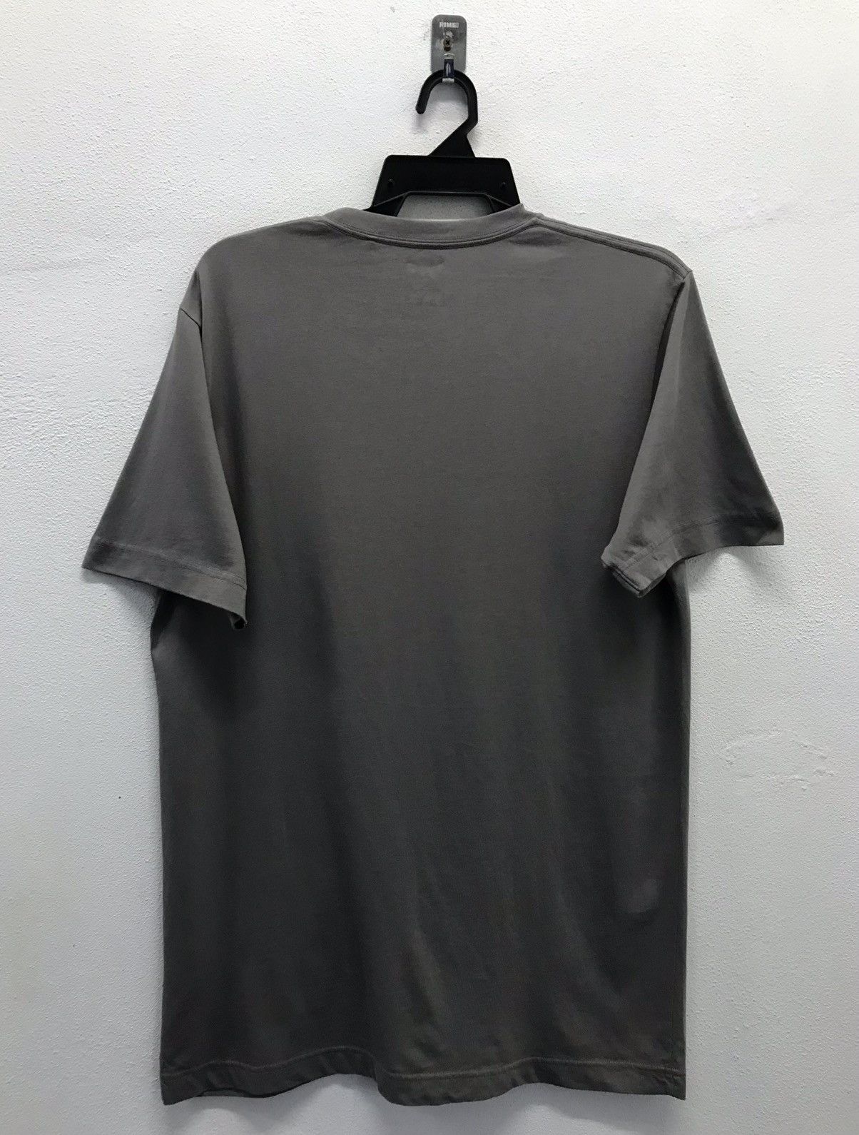 Japanese Brand × Uniqlo × Vintage Vintage Uniqlo Black Cat Shirt Size US XL / EU 56 / 4 - 2 Thumbnail