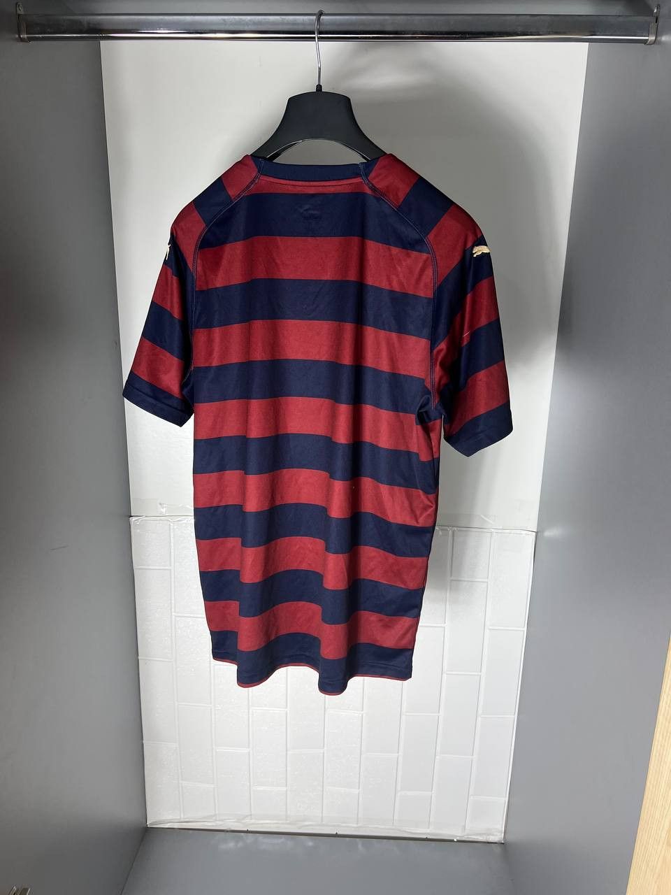 Puma VINTAGE PUMA FC NEW CASTLE UNITED ENGLAND SOCCER JERSEY Y2K Size US L / EU 52-54 / 3 - 9 Thumbnail