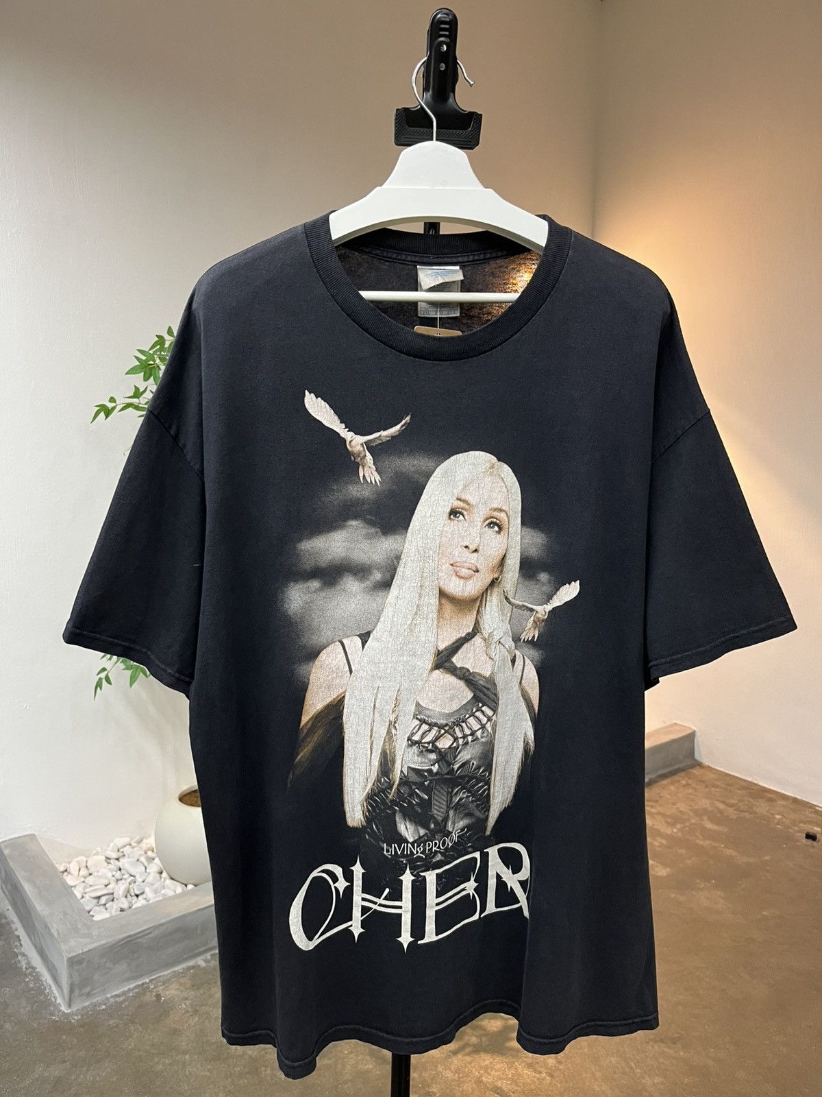 Band Tees Vintage Cher “Living Proof: Farewell Tour 2003” Tee Size US XXL / EU 58 / 5 - 1 Thumbnail