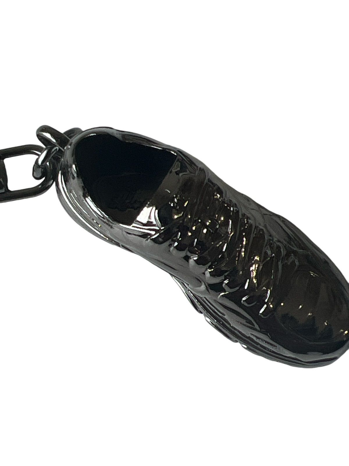 Bape 🎁 BAPE BAPESTA SNEAKER KEY RING CHAIN - A Bathing Ape RARE Size ONE SIZE - 6 Thumbnail