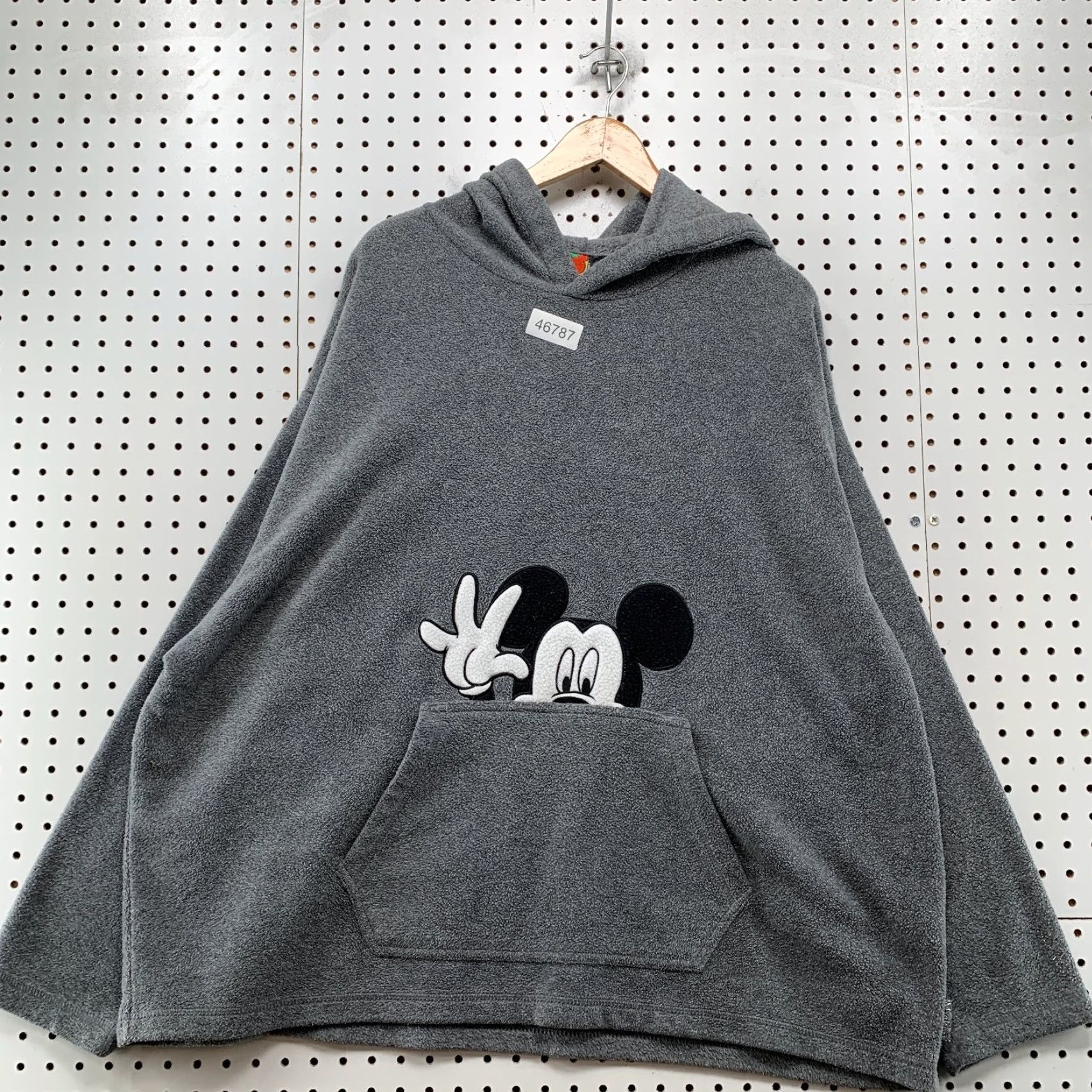 Mickey Unlimited Vintage Mickey Unlimited Hoodie Sweatshirt Womens 4XL 26/28 Fleece Embroidered Beige Size XXL / US 16-18 / IT 52-54 - 2 Thumbnail