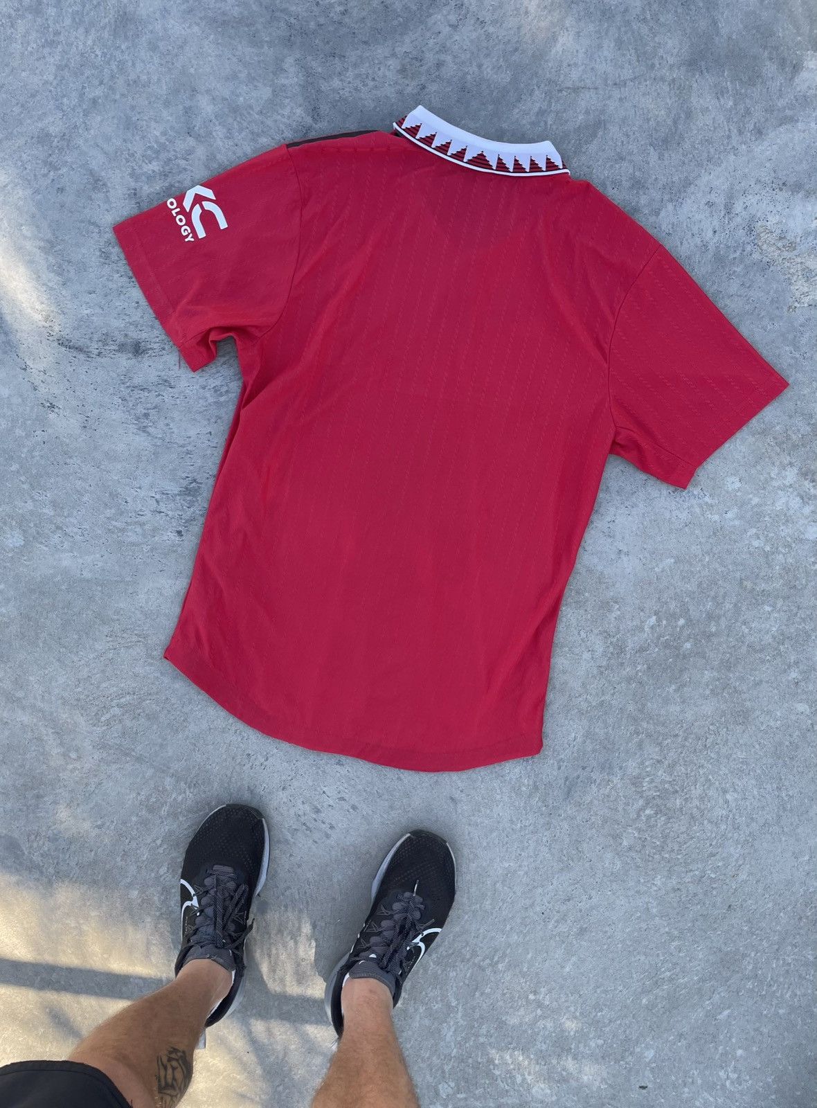 Other MANCHESTER UNITED 2023 SOCCER Y2K FOOTBALL JERSEY BLOKECORE Size US L / EU 52-54 / 3 - 3 Thumbnail
