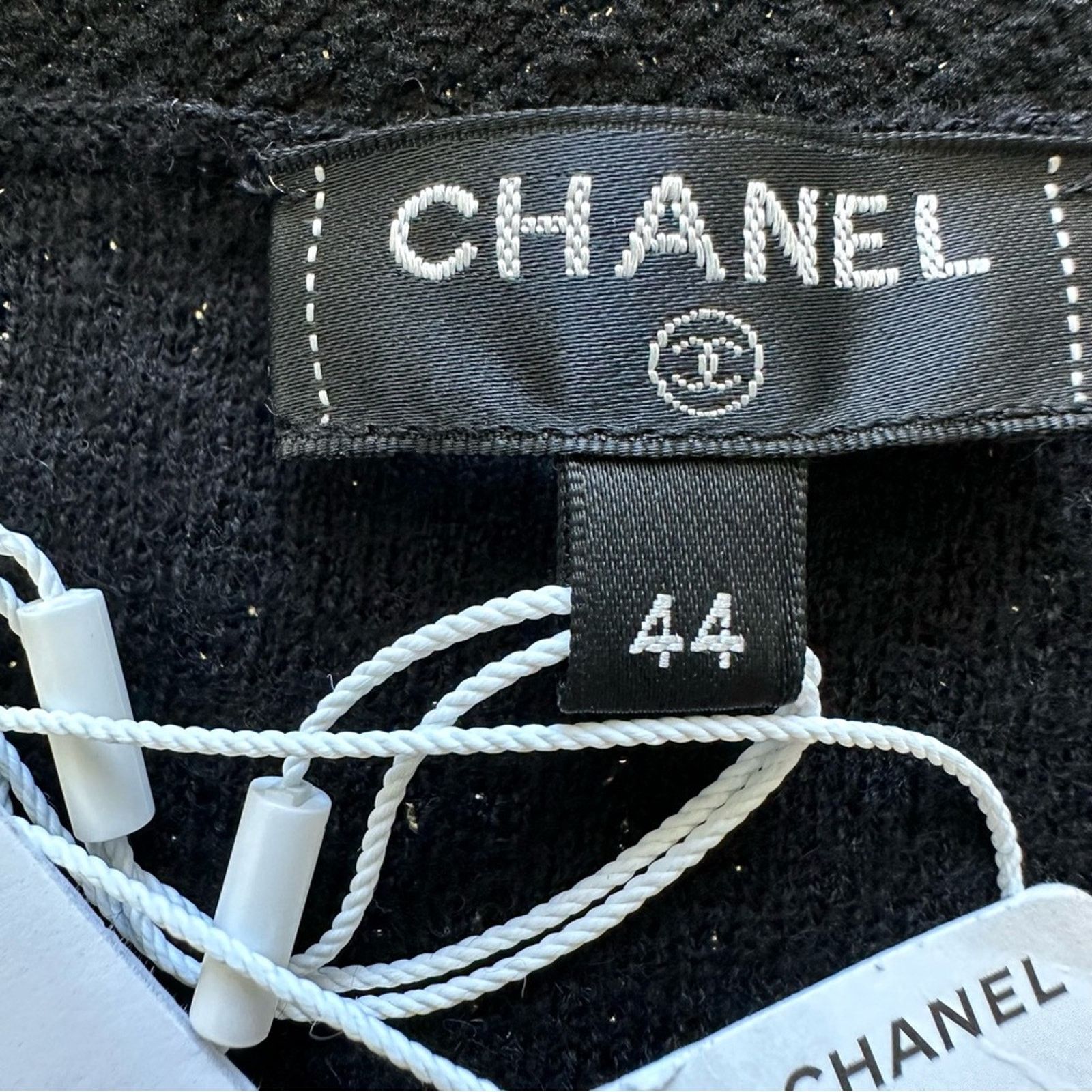 Chanel NWT!!! CHANEL tweed skirt size 44FR or 12US Authentic 3250$ Size 34" / US 12 / IT 48 - 7 Thumbnail