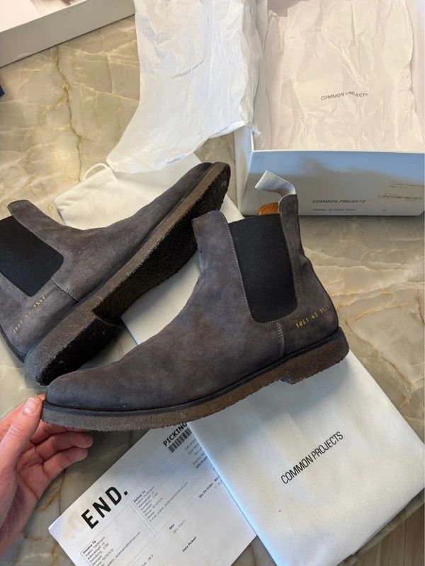 Common Projects Common Projects Chelsea Boot 43 black suede Size US 10 / EU 43 - 1 Thumbnail
