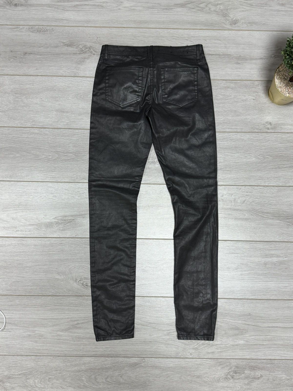 Acne Studios Acne Studios low pleather pants slim Size 28" / US 6 / IT 42 - 7 Thumbnail