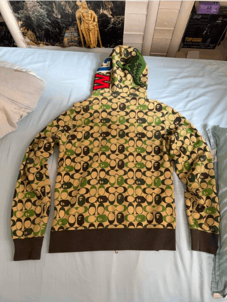 Bape Bape Shark Hooded Jacket Size US L / EU 52-54 / 3 - 2 Thumbnail
