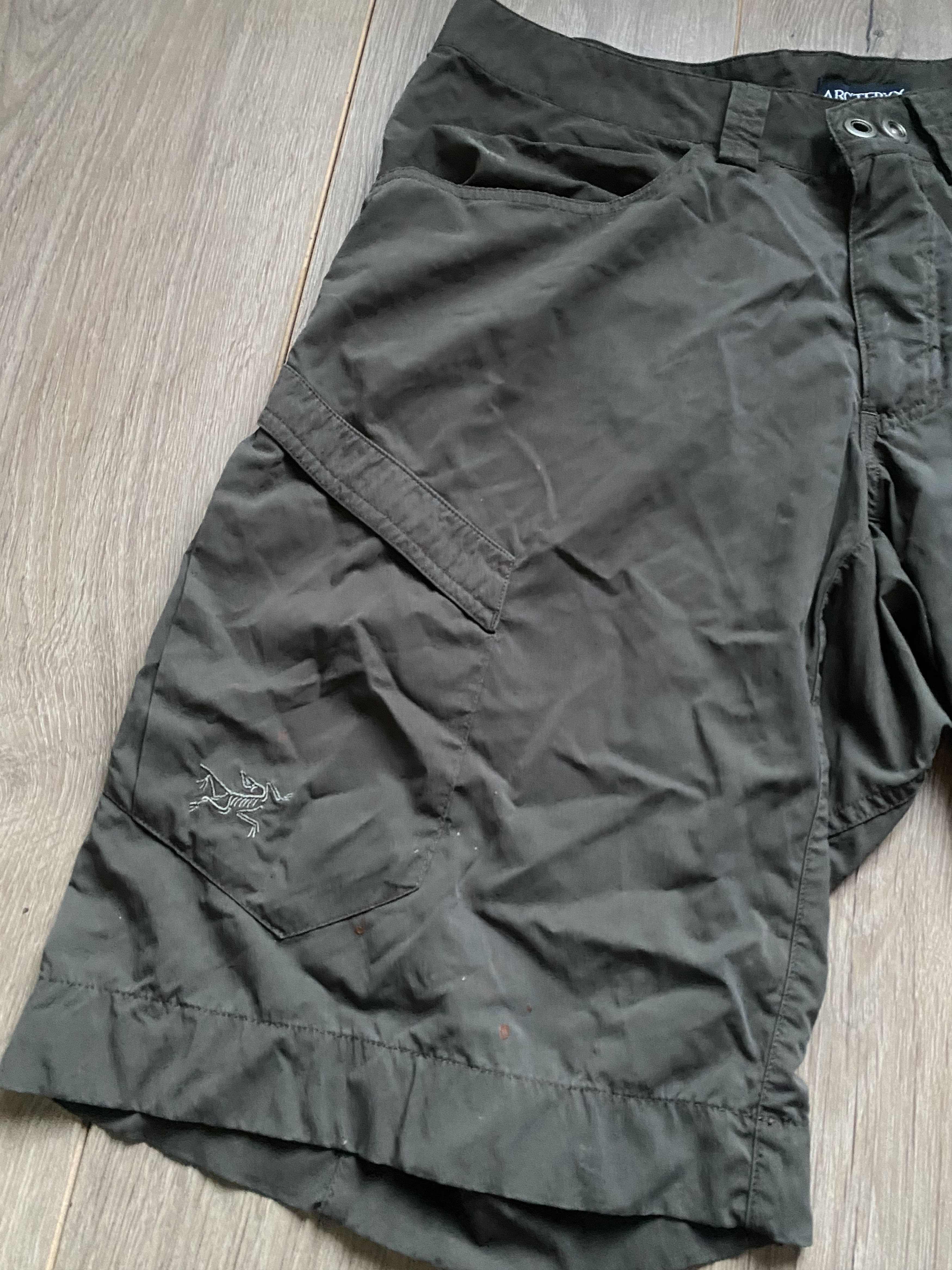 Arc'teryx Arcteryx naylon shirt beige Size US 34 / EU 50 - 2 Thumbnail