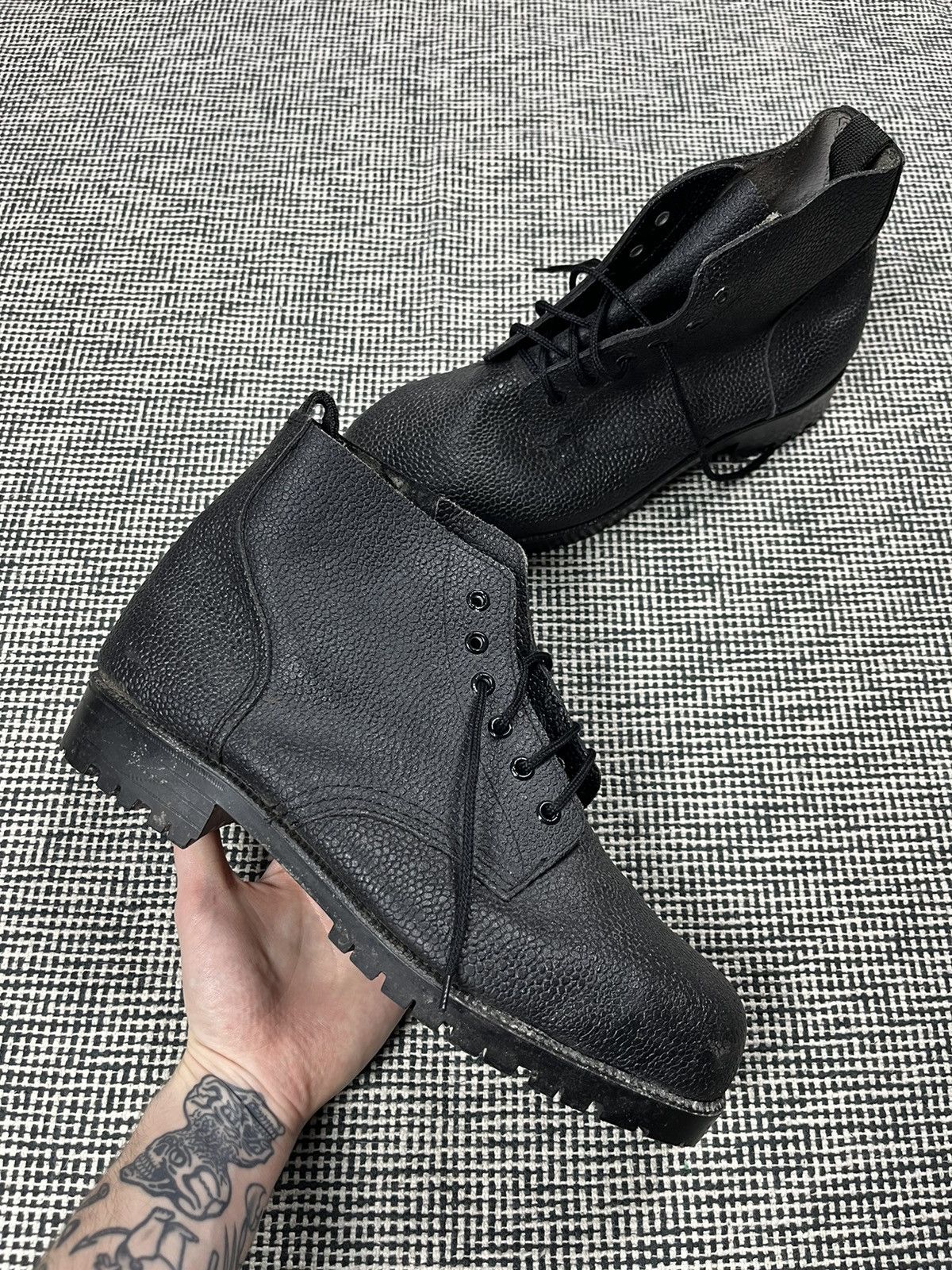 Vintage vintage 80s heavy worker boots steel toe square front combat Size US 9 / EU 42 - 1 Thumbnail