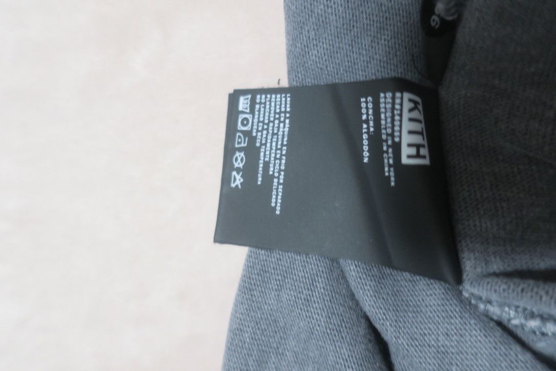 Kith Felt Logo Long Sleeve T-Shirt Size US XS / EU 42 / 0 - 11 Thumbnail