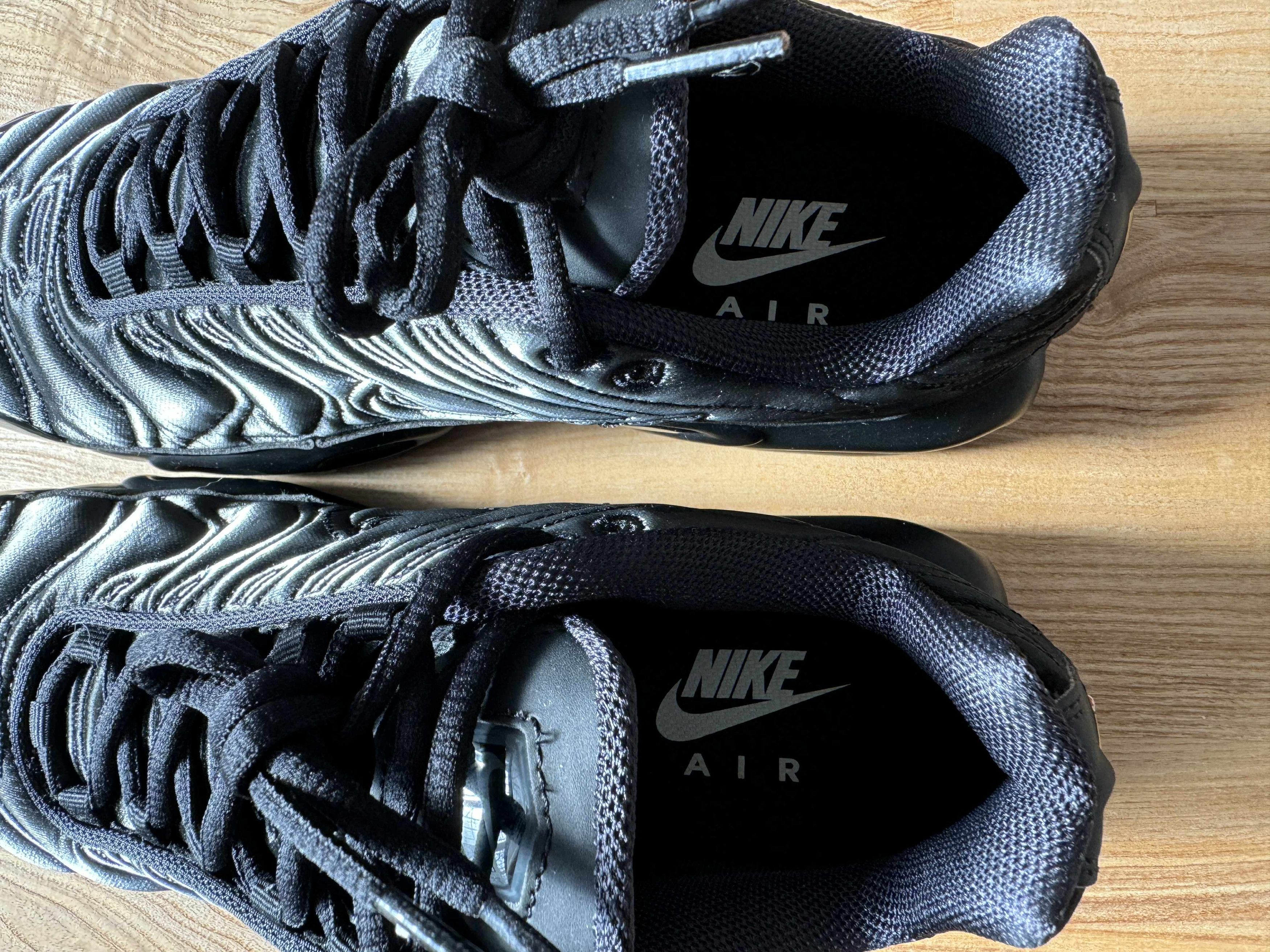 Nike Air Max Plus TN Black Satin Size US 10 / EU 43 - 7 Thumbnail