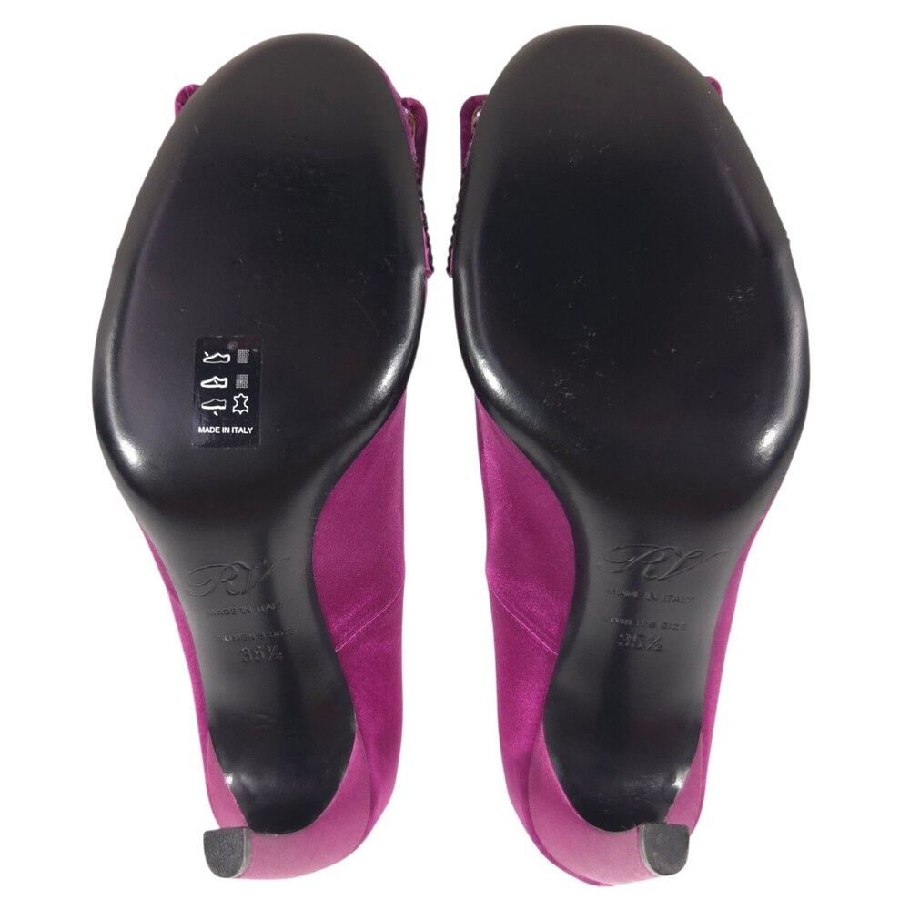 Roger Vivier Roger Vivier Flower Strass Satin Pumps US 5.5 EU 35.5 Women Size US 5.5 / IT 35.5 - 7 Thumbnail