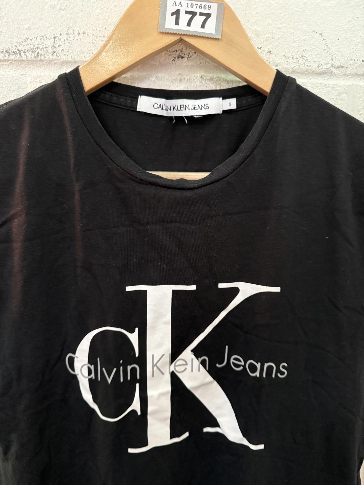 Other Calvin Klein Jeans Black Logo T-Shirt Size US S / EU 44-46 / 1 - 3 Thumbnail