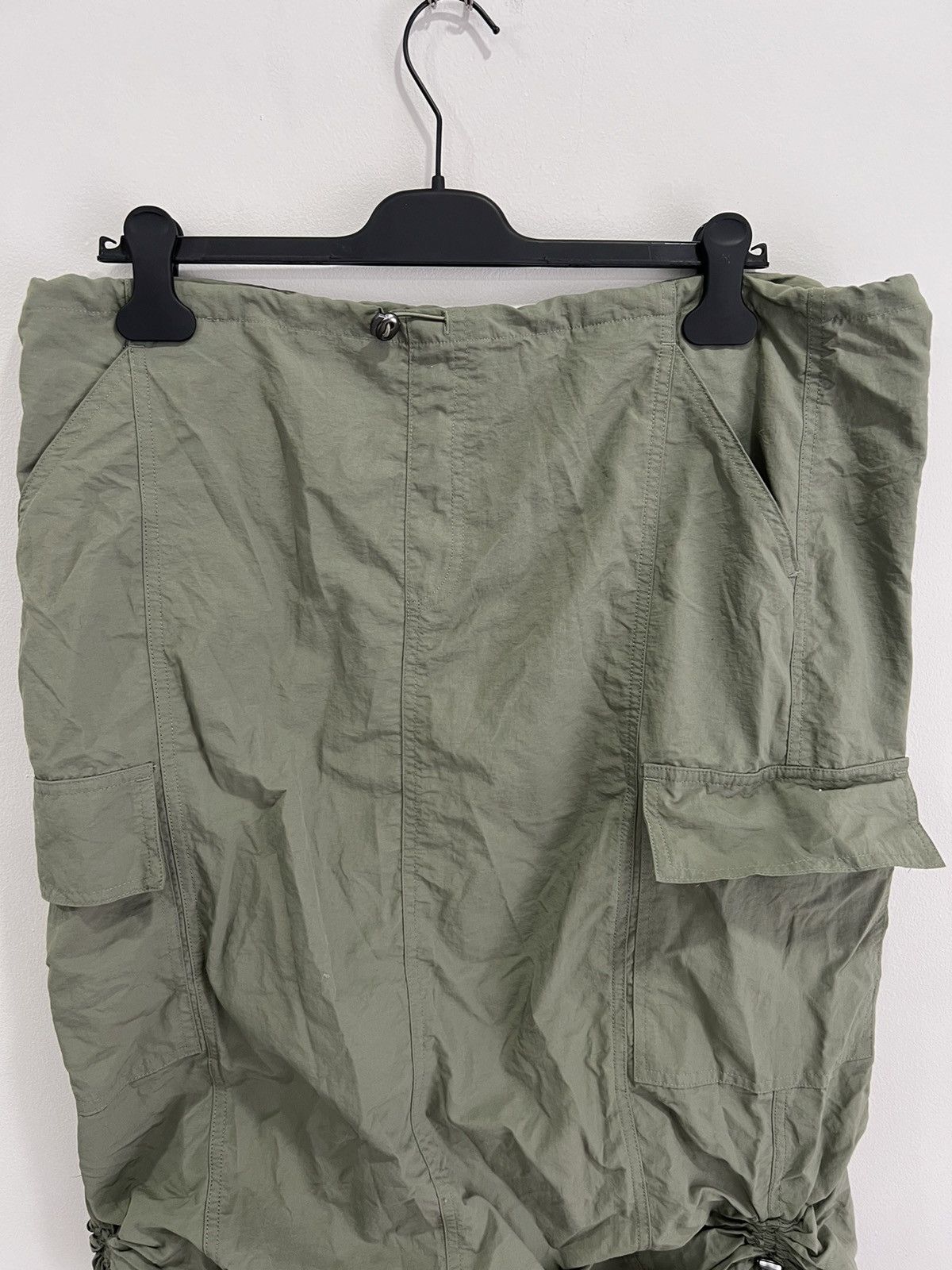 Vintage Vintage Womens Nylon Skirt Y2K olive Size 34" / US 12 / IT 48 - 4 Thumbnail