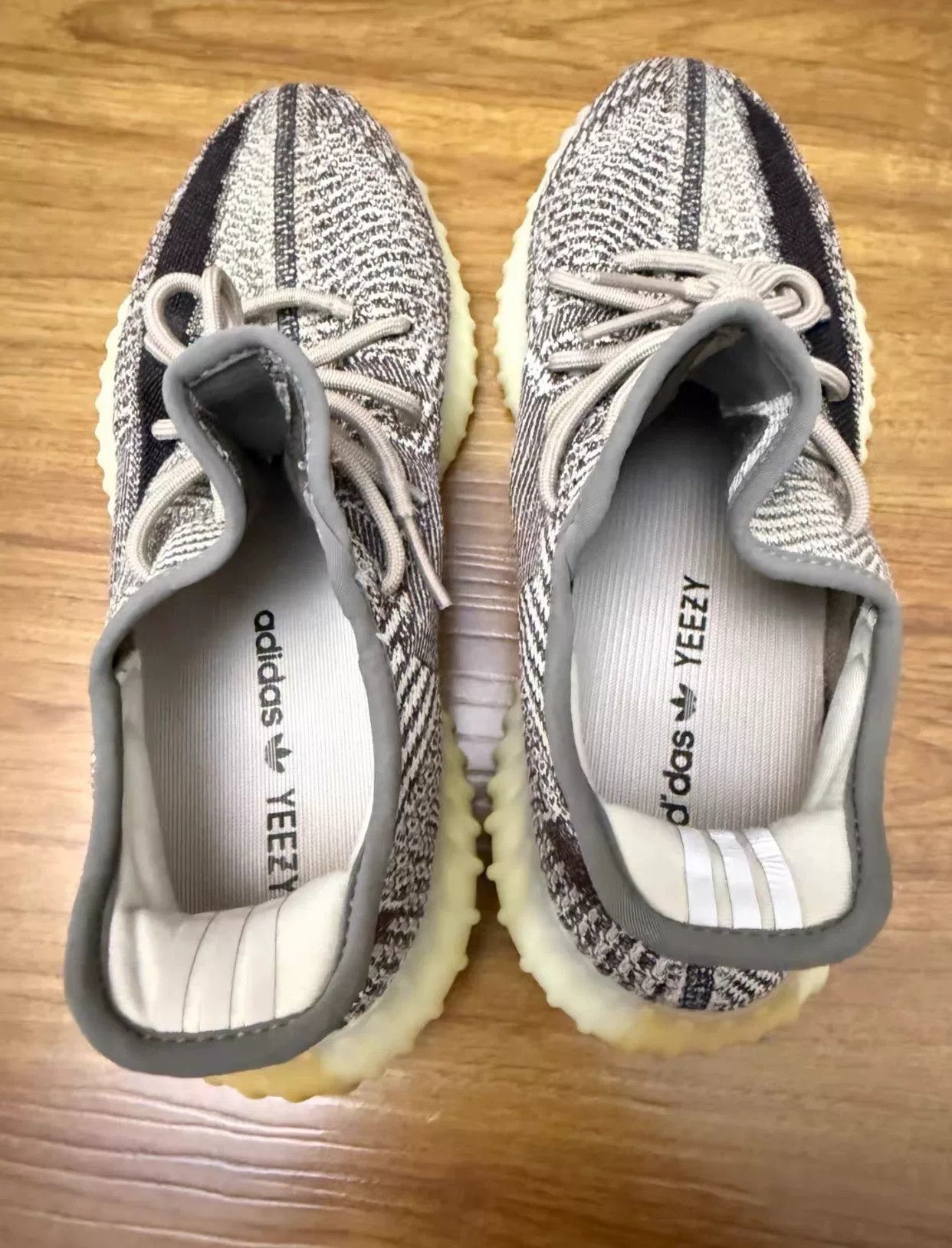Yeezy Yeezy Gray Lowtop Sneakers 9 Men Size US 9 / EU 42 - 1 Thumbnail