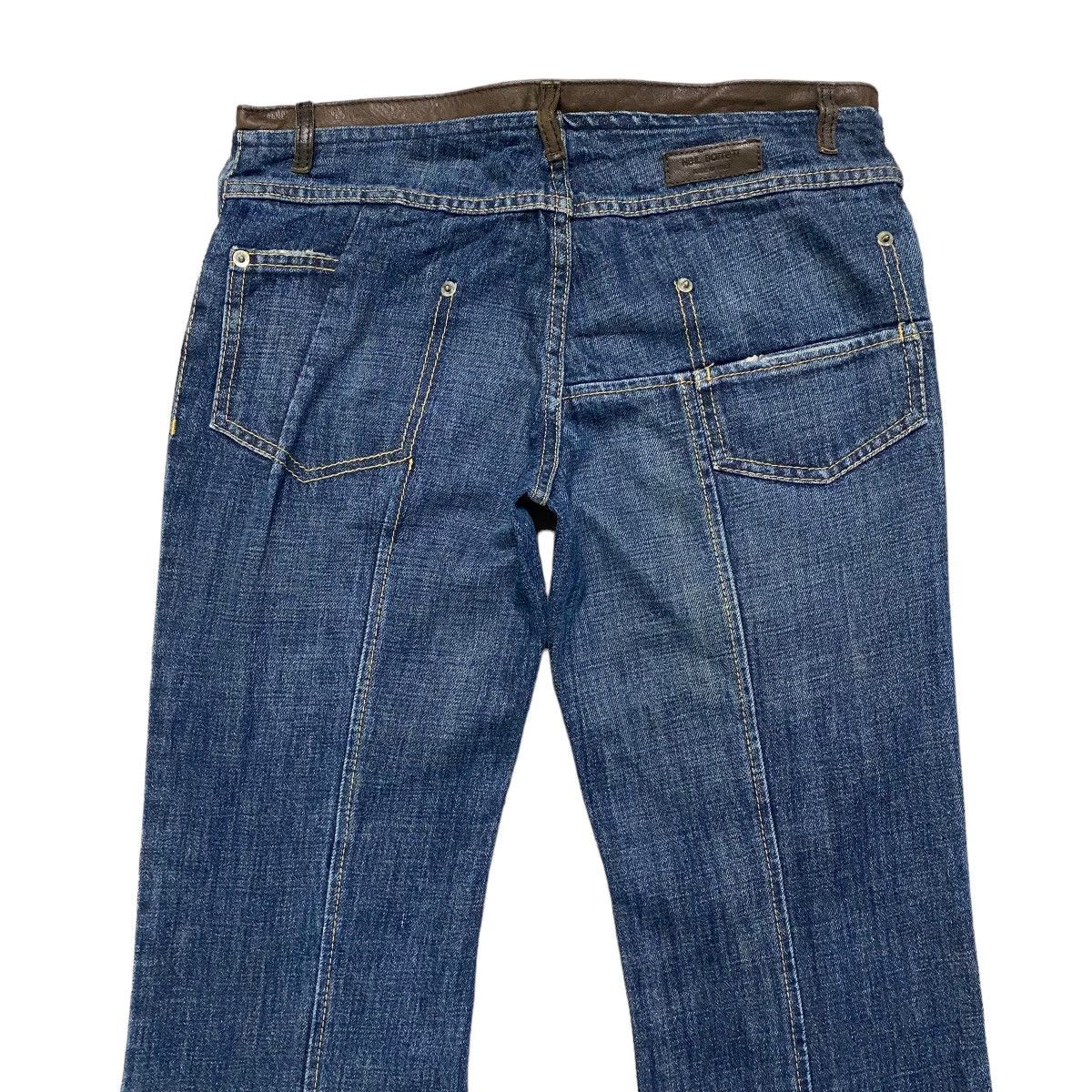 Neil Barrett Neil Barrett Denim Leather Trimmed Flare Jeans Low Rise Size 28" / US 6 / IT 42 - 10 Thumbnail
