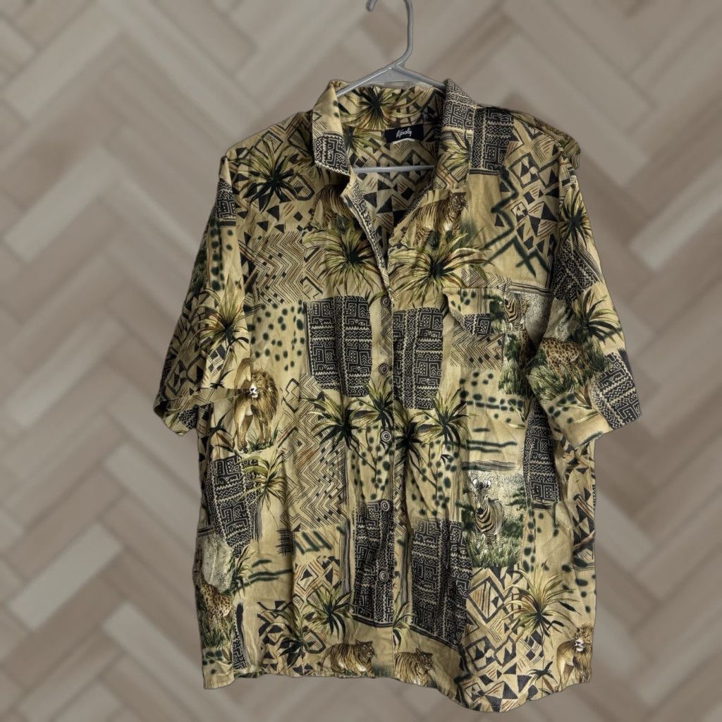 VINTAGE Tapestry Animal Button Up Shirt Size 2X