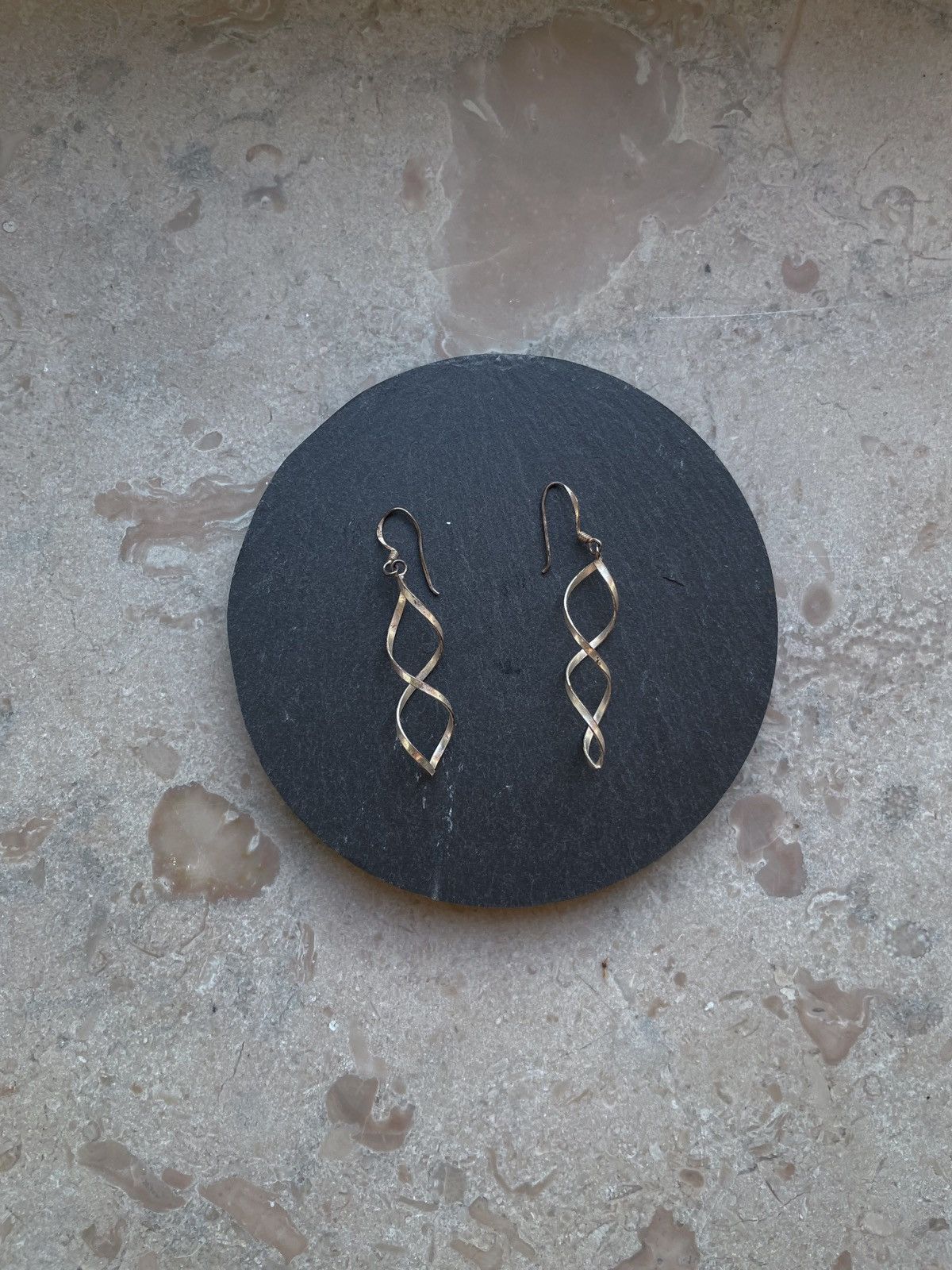 Vintage Vintage Silver Swirl Earrings Size ONE SIZE - 1 Thumbnail