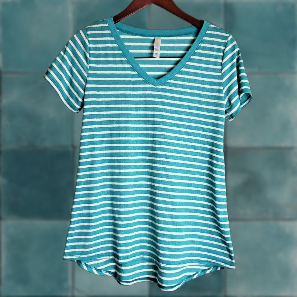 Vintage VINTAGE? (No) LuLaRoe Christy V-Neck XXS Teal Turquoise White Ribbed Striped Shirt Women XS? Size XXS / US 00 / IT 34 - 1 Thumbnail