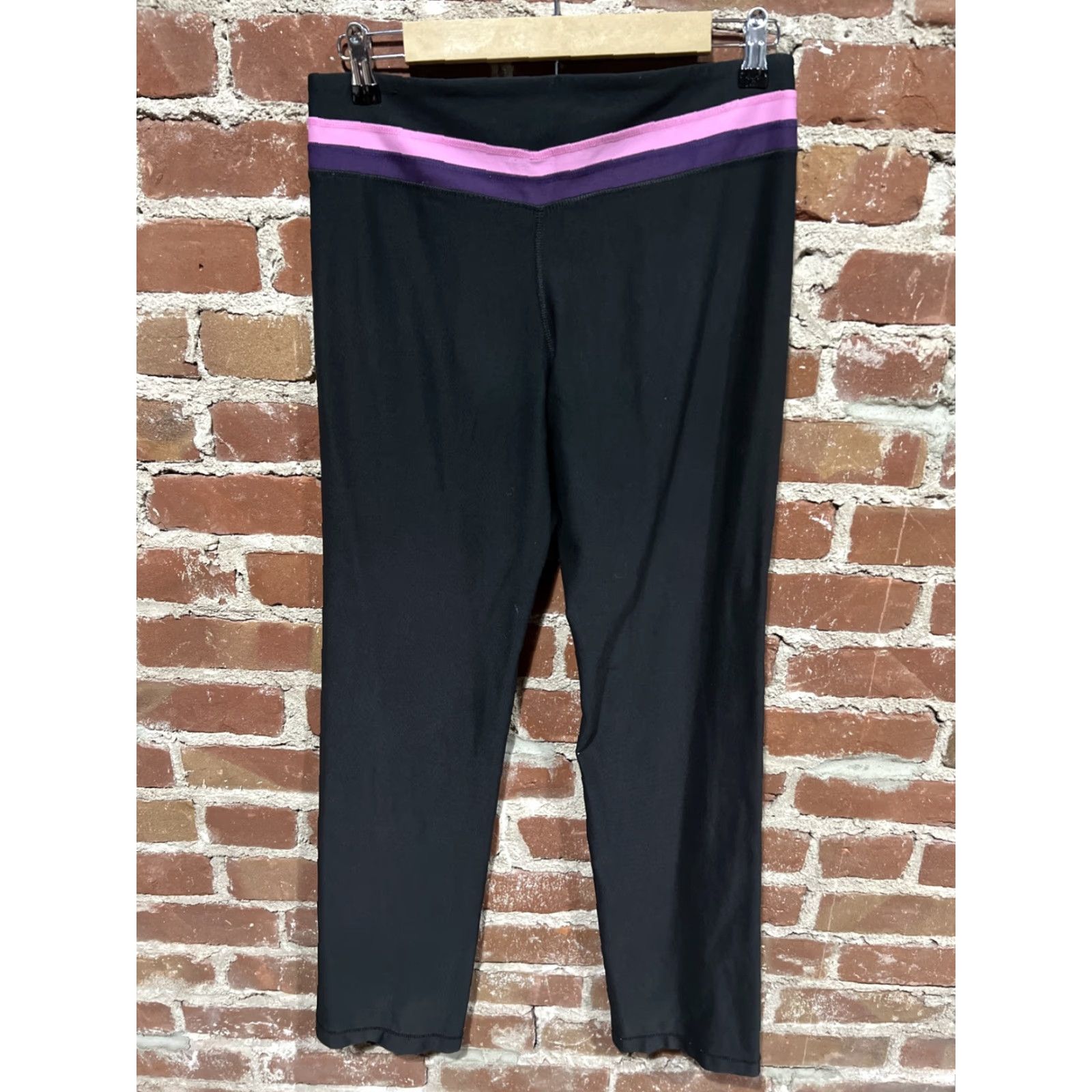Nike Nike Leggings Women’s Size Small Black Pink Y2K Low Rise Nike Fit Dry Sweatpants Gym & Training Size 28" / US 6 / IT 42 - 3 Thumbnail