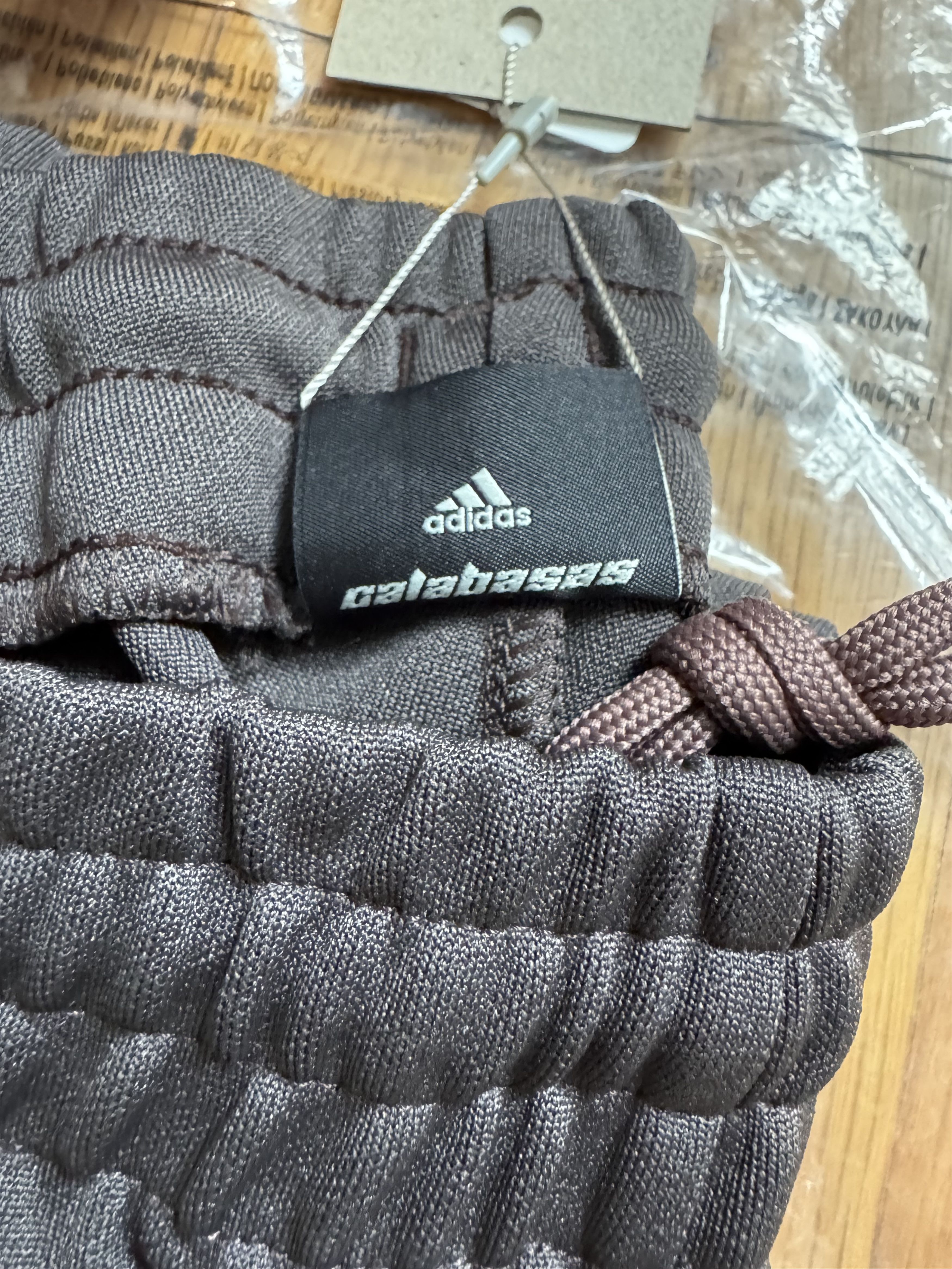 Adidas × Sergio Calabasas × Yeezy Adidas Yeezy Calabasas Track Pants Size US 32 / EU 48 - 6 Thumbnail