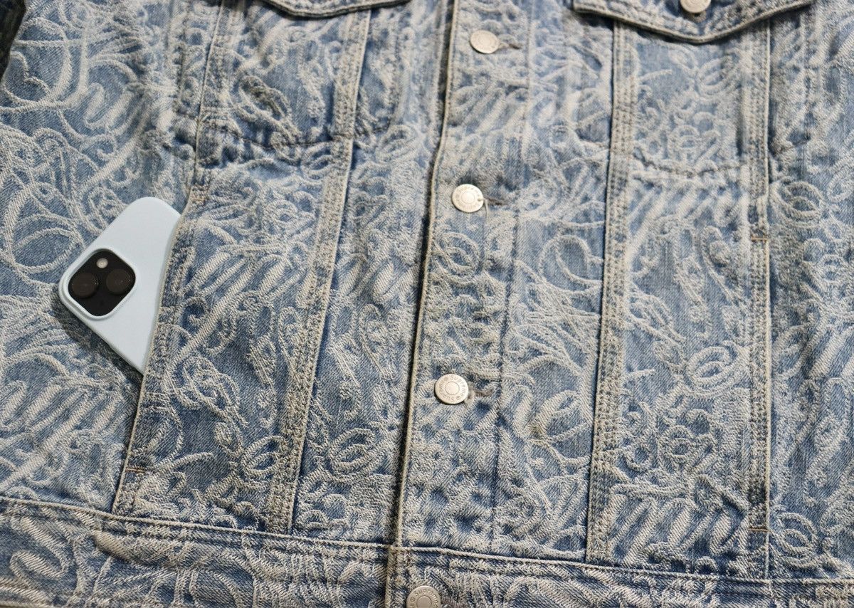Supreme Supreme 22fw Script Jacquard Denim Jacket Size US M / EU 48-50 / 2 - 5 Thumbnail