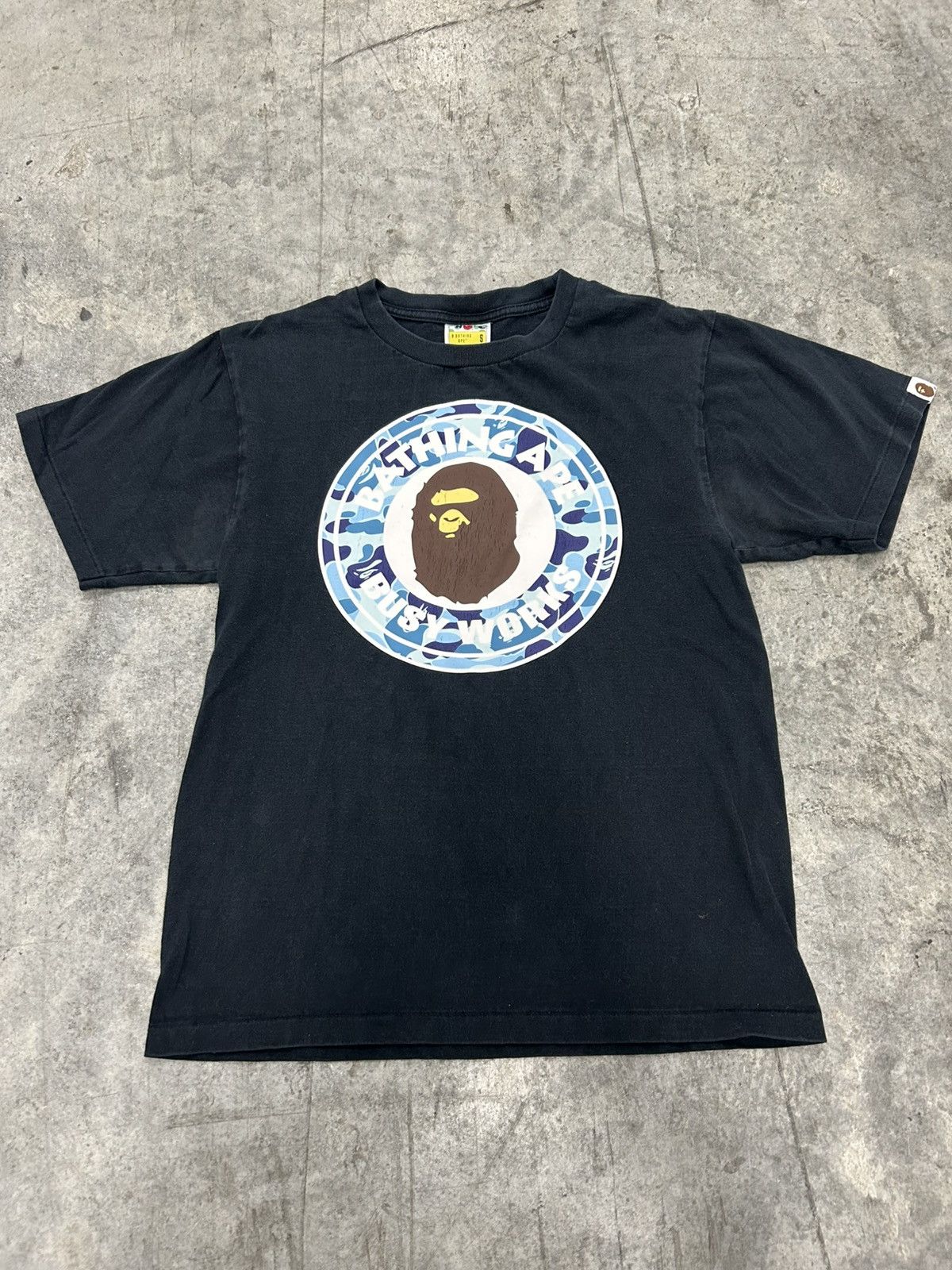 Bape Bape t shirt busy works Size US S / EU 44-46 / 1 - 1 Thumbnail