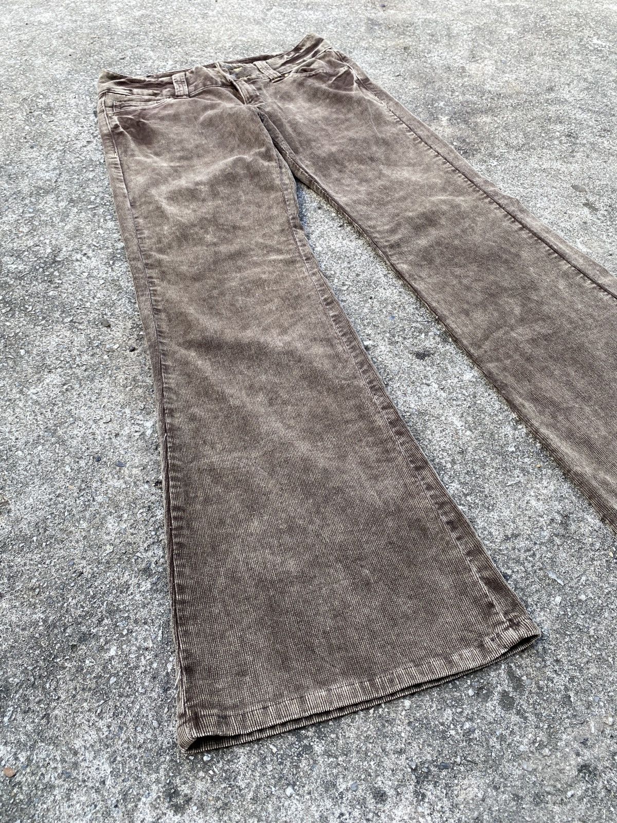 If Six Was Nine × Japanese Brand × Tornado Mart Luocury Japan Corduroy Low Rise Flare Pant Size US 30 / EU 46 - 6 Thumbnail