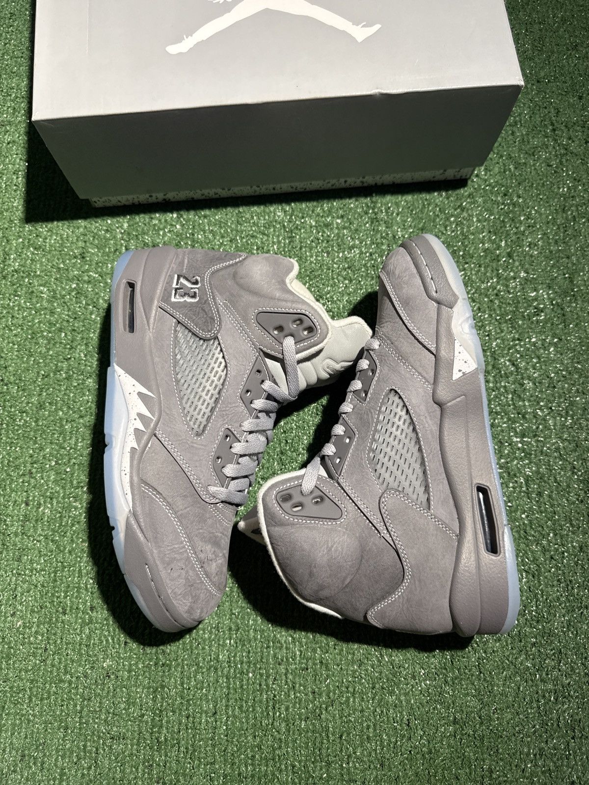 Jordan Brand Jordan 5 wolf grey 2026 Size US 7.5 / EU 40-41 - 3 Thumbnail