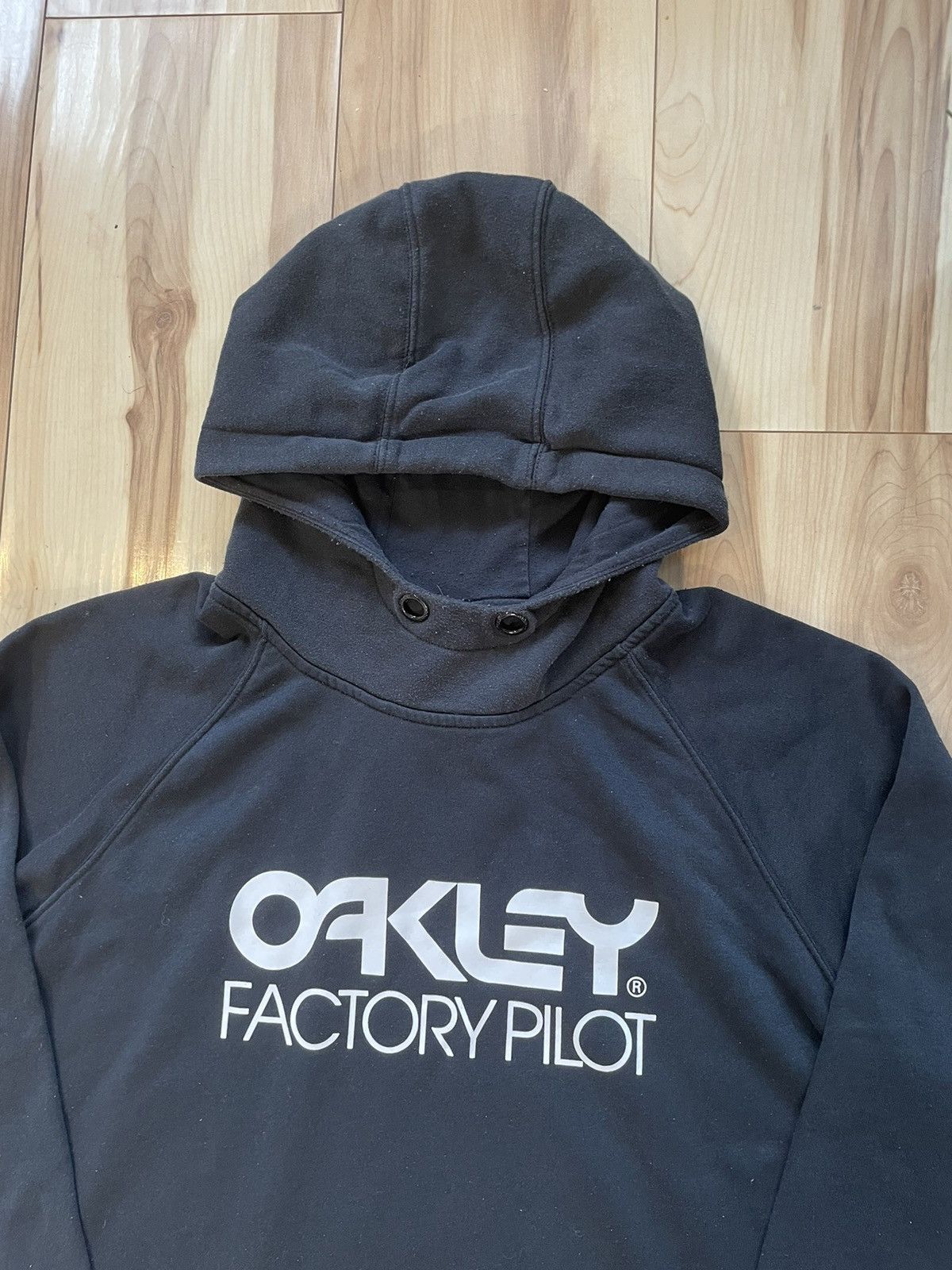 Oakley × Vintage Hoodie Oakley Factory Pilot Vintage Outdoor Arcteryx Size US L / EU 52-54 / 3 - 4 Thumbnail