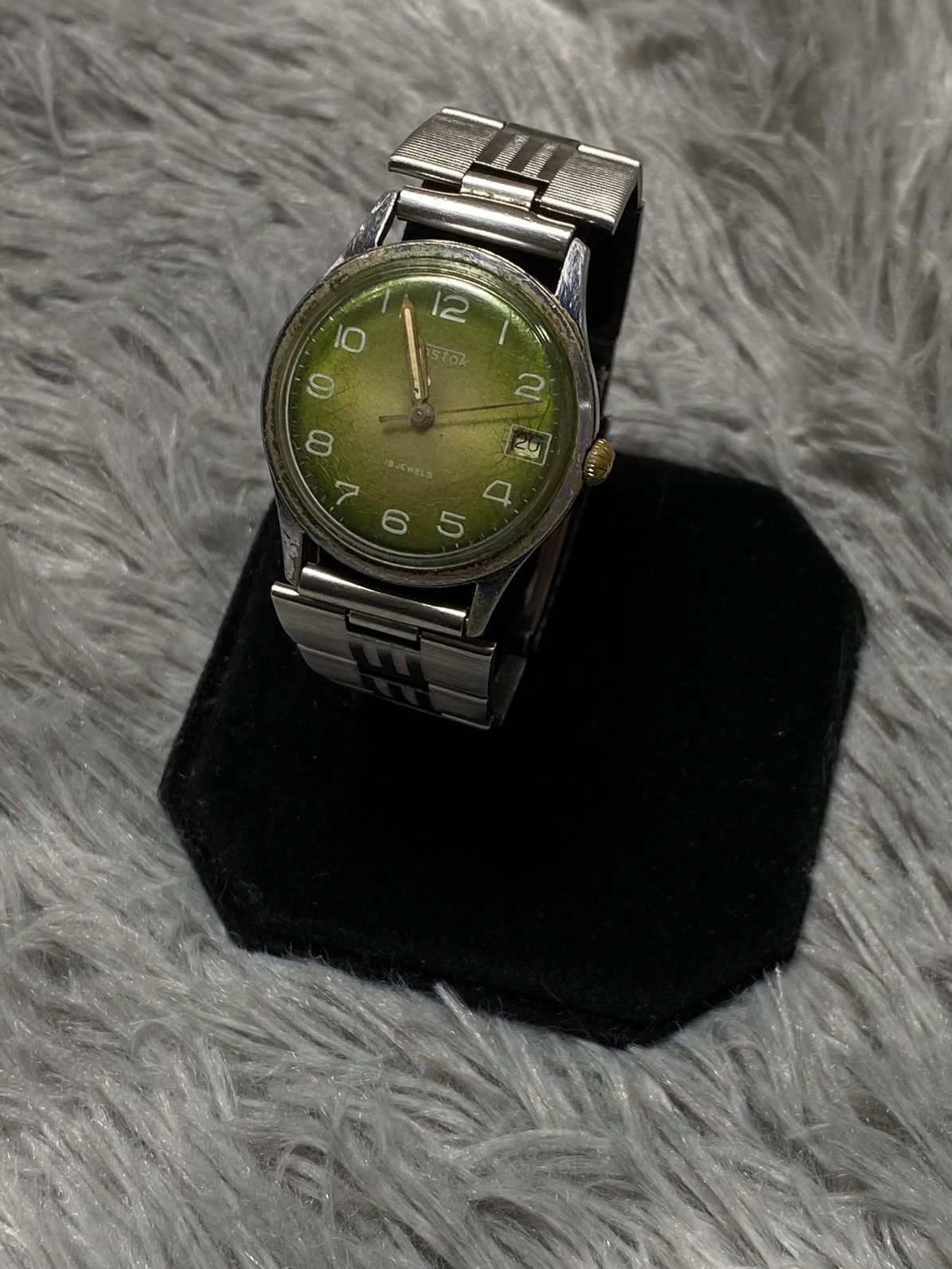 Japanese Brand Vintage Vostok Mechanical Watch Green Dial | Japanese Brand Size ONE SIZE - 1 Thumbnail