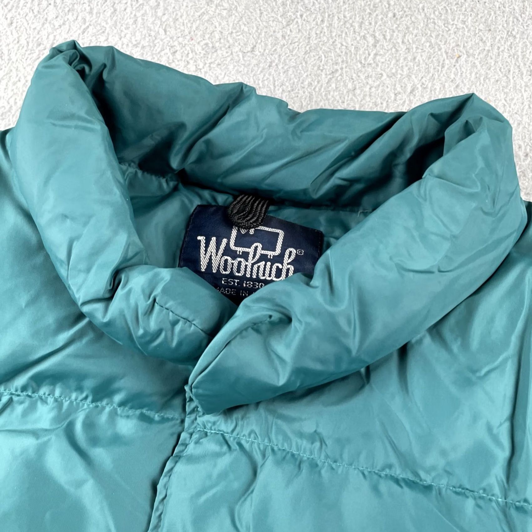 Vintage VINTAGE Woolrich Vest Puffer Button Up USA 90s Green Men XL Outdoor Jacket Size US XL / EU 56 / 4 - 3 Thumbnail