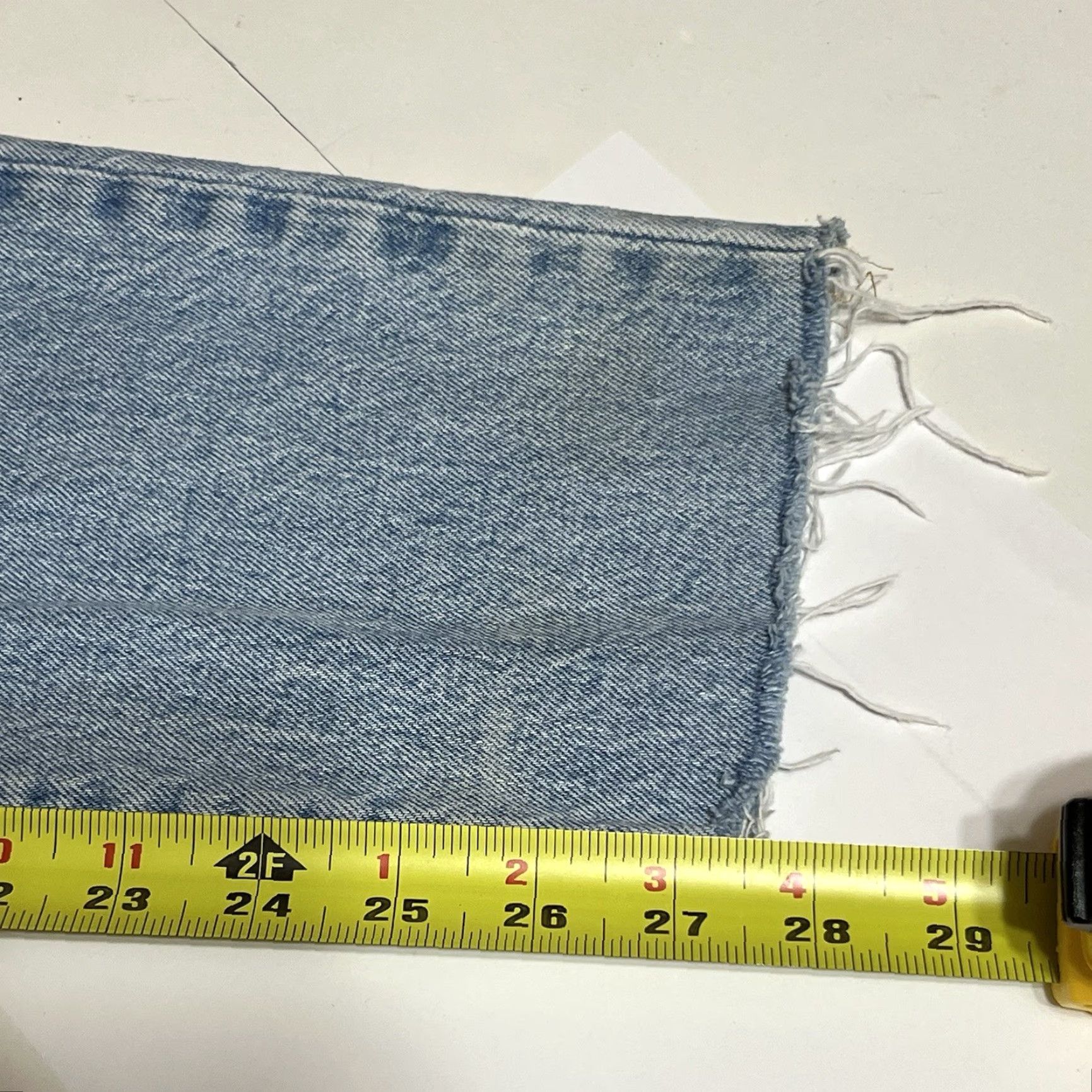 Levi's VINTAGE Levis 501 S Skinny Cropped Jeans Women's Blue 29x28 Button Fly Distressed 5-Pocket Denim Slim Fall Spring Summer Winter USA 90s Size 29" - 6 Thumbnail
