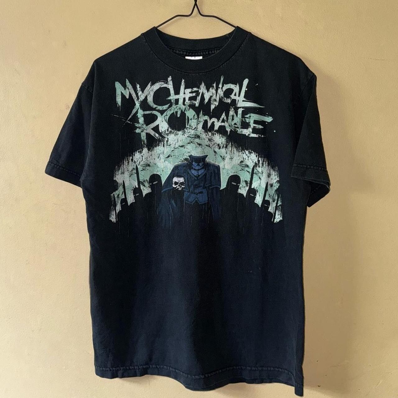 Vintage Vintage My Chemical Romance Decapitated Gothic Emo Band Tee Size US M / EU 48-50 / 2 - 1 Thumbnail