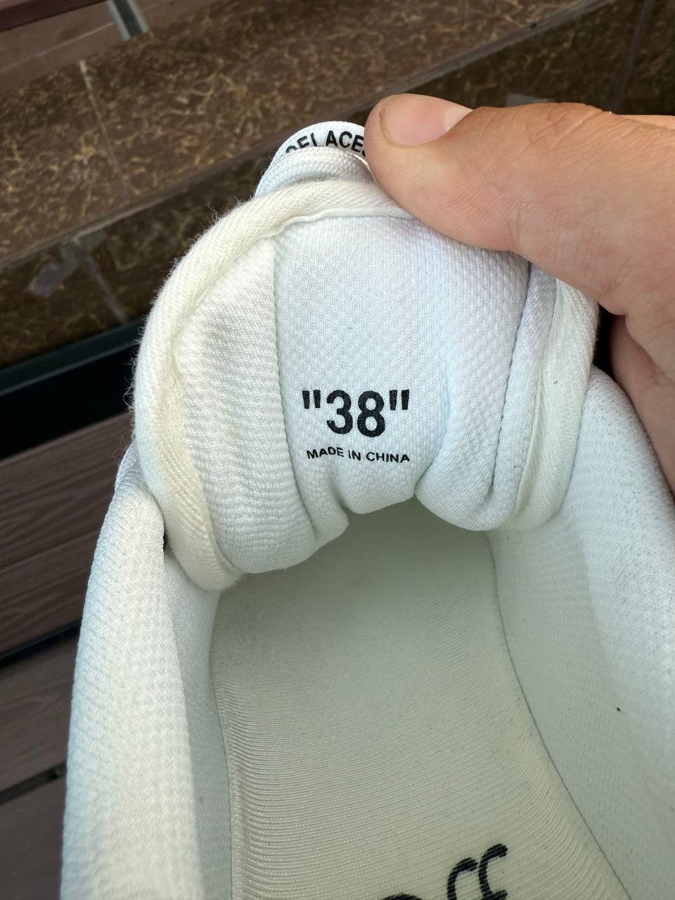 Off-White OFF WHITE ODSY 2000 WHITE PINK Size US 8 / IT 38 - 6 Thumbnail