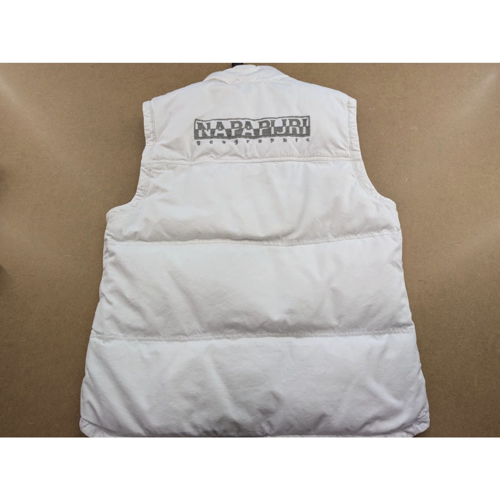 Napapijri Napapijri Vest Mens XL White Duck Down Gilet Puffer Full Zip Vintage No Official Survey Expedition Size US XL / EU 56 / 4 - 2 Thumbnail