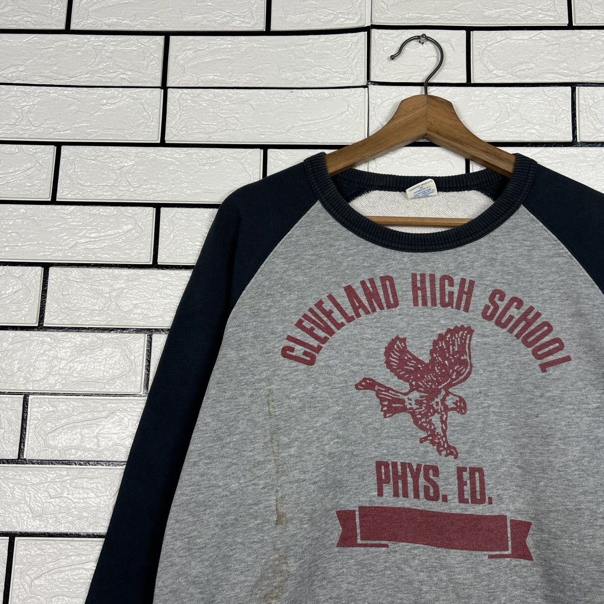 Champion CHAMPION Cleverland High School Sweatshirt #3970-C181 Size US L / EU 52-54 / 3 - 3 Thumbnail